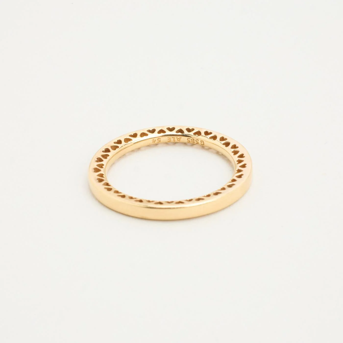 Pandora Classic Hearts band i 14K guld strl. 17.2 / strl. 54 - Image 4