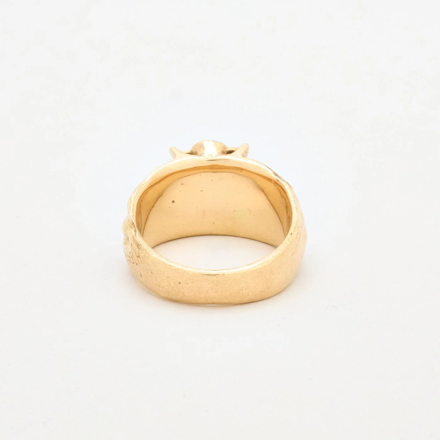 Organisk gypsyring med diamant (0.51 ct) i 14K guld strl. 22 / strl. 69 - Image 4