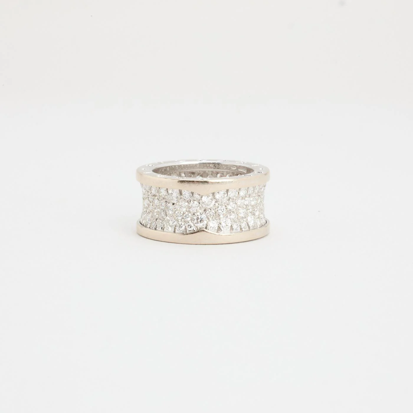 Bvlgari B.zero1 Pave ring i 18K vitt guld, med diamanter (2,5 ct), Str. 50 - Image 7