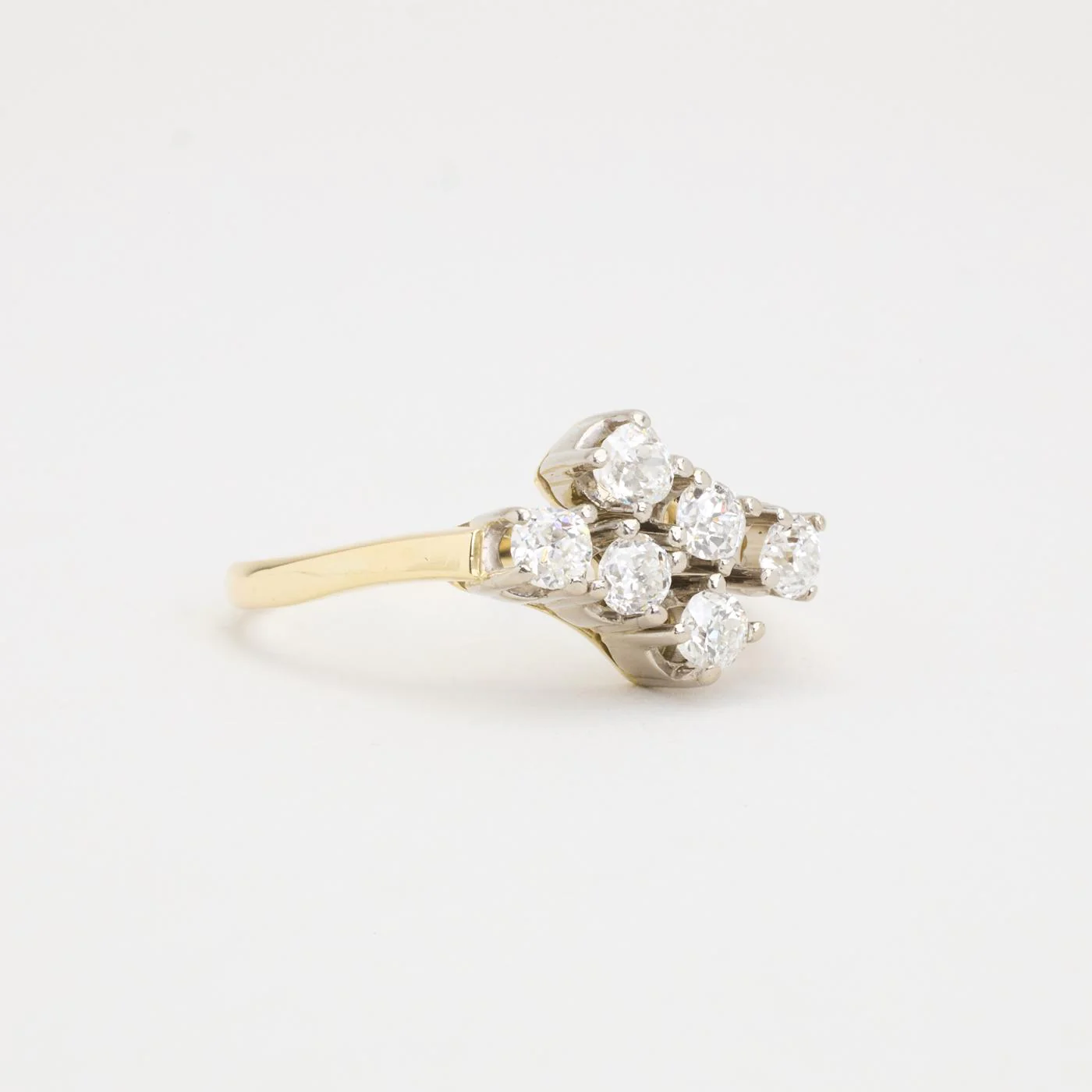 Cluster ring i 14K guld och vitt guld med diamanter (0.65 ct), Str. 59