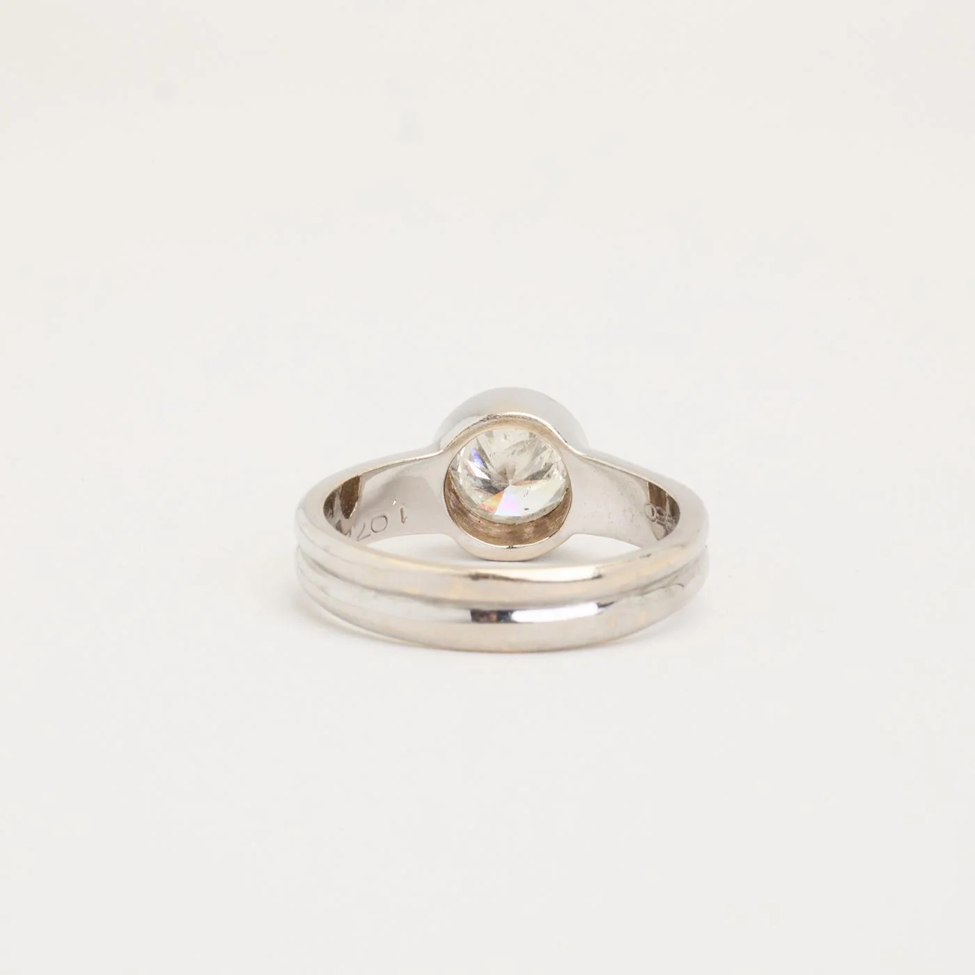 Solitärring med diamant (1.08 ct) i 14K vitt guld strl. 17.8 / strl. 56 - Image 4