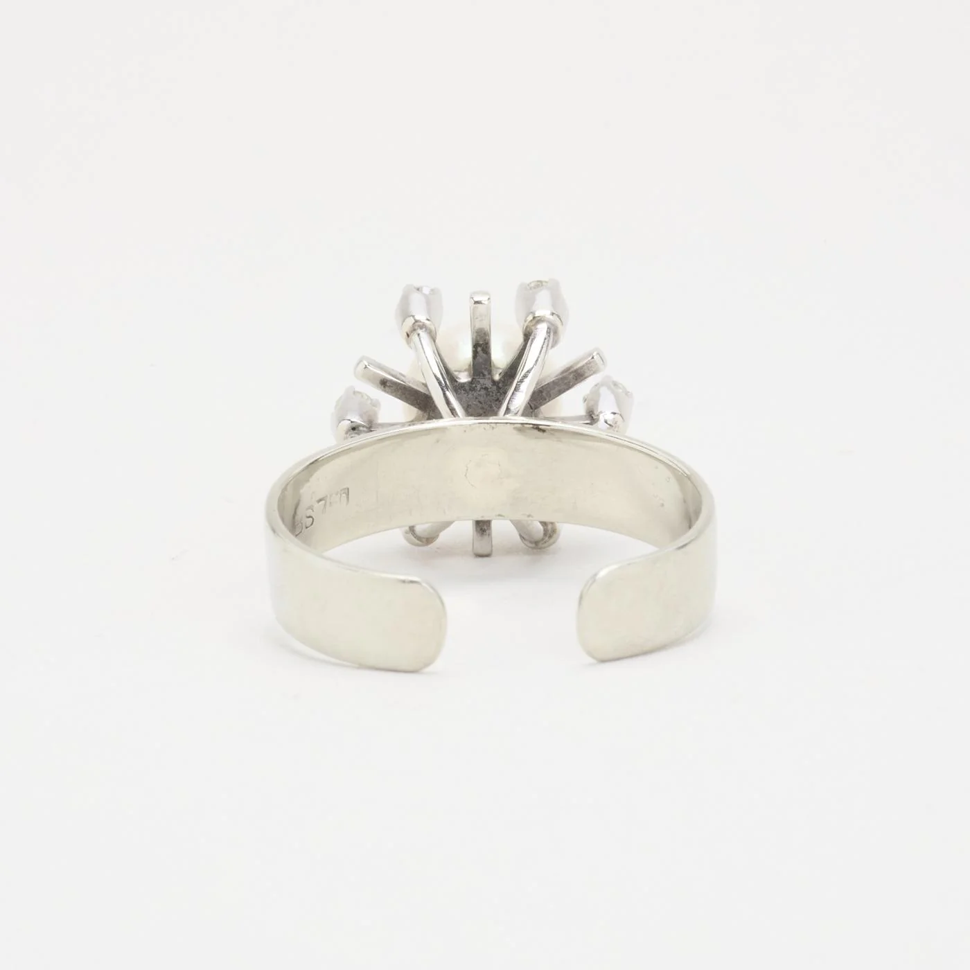 Pärlring med diamant (0.16 ct) i 18K vitt guld med en pärla strl. 18.5 / strl. 58 - Image 4