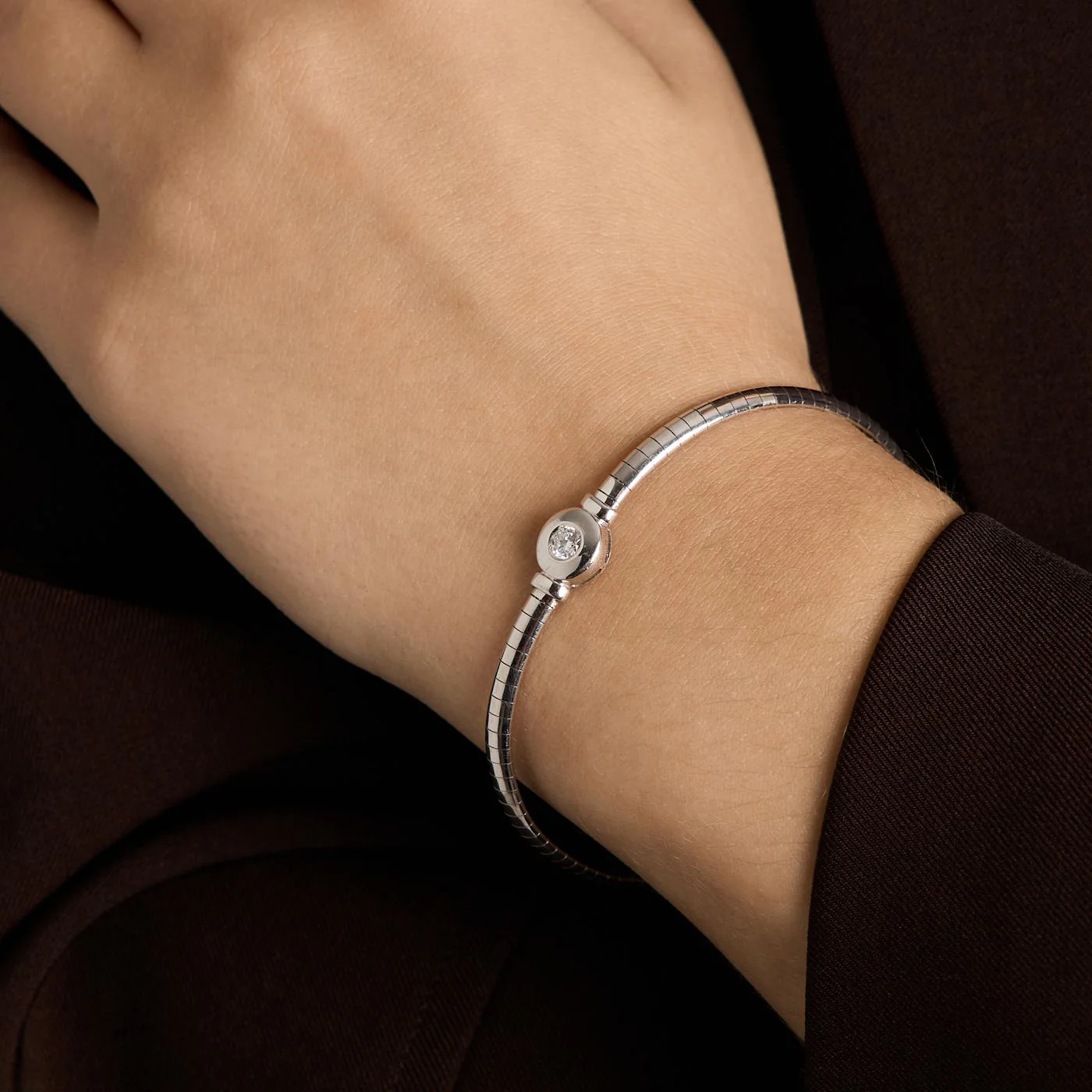 Armband med diamant (0.19 ct) i 14K vitt guld, 20 cm, 24.14 g