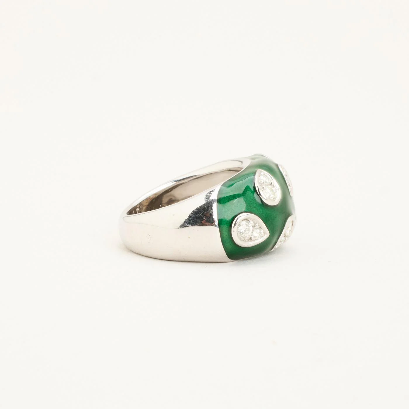 Gypsyring med diamant (0.88 ct) i 18K vitt guld med en emalj strl. 18.5 / strl. 58 - Image 3