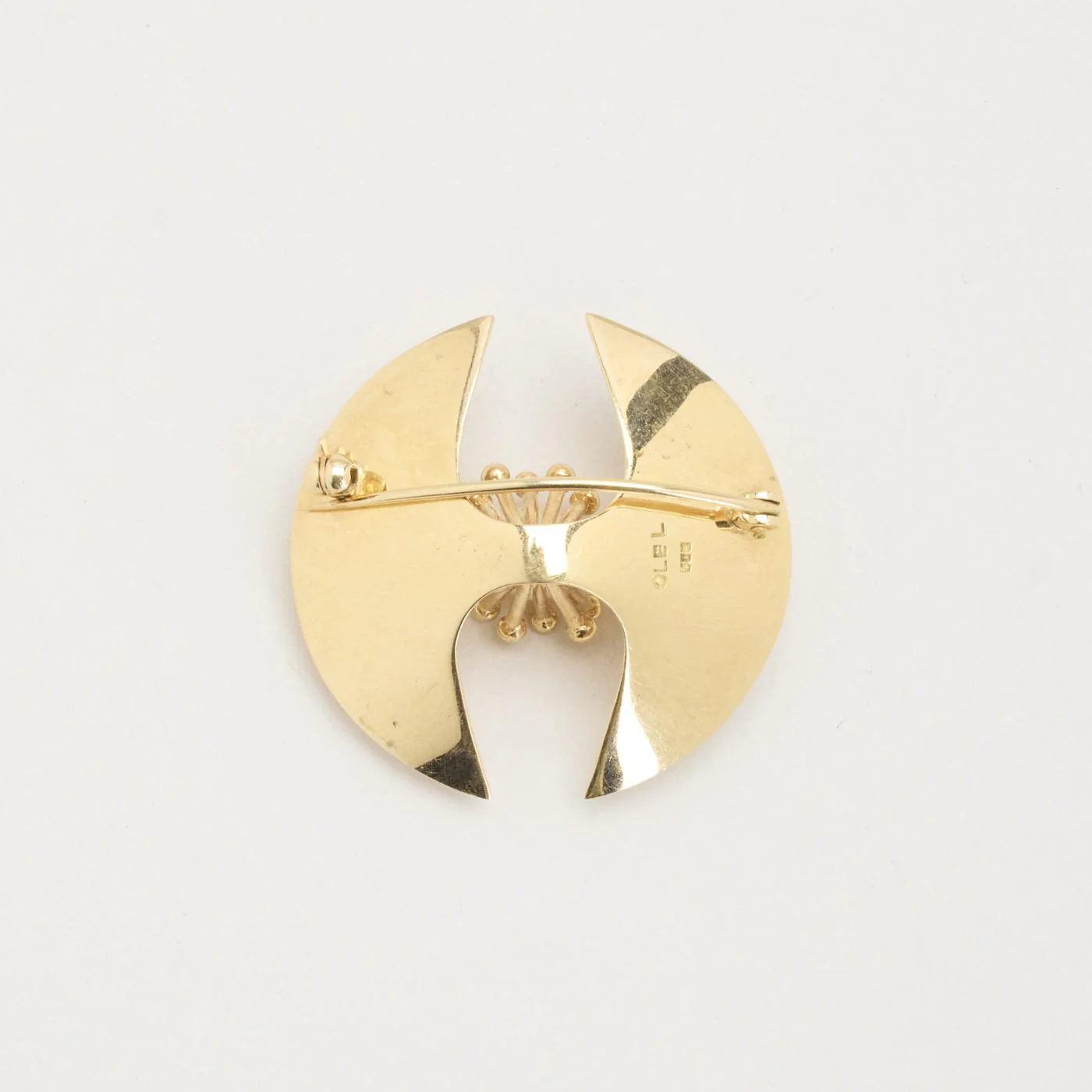 Ole Lynggaard Brosch i 14K guld med en pärla, 3.4 cm, 11.14 g - Image 3