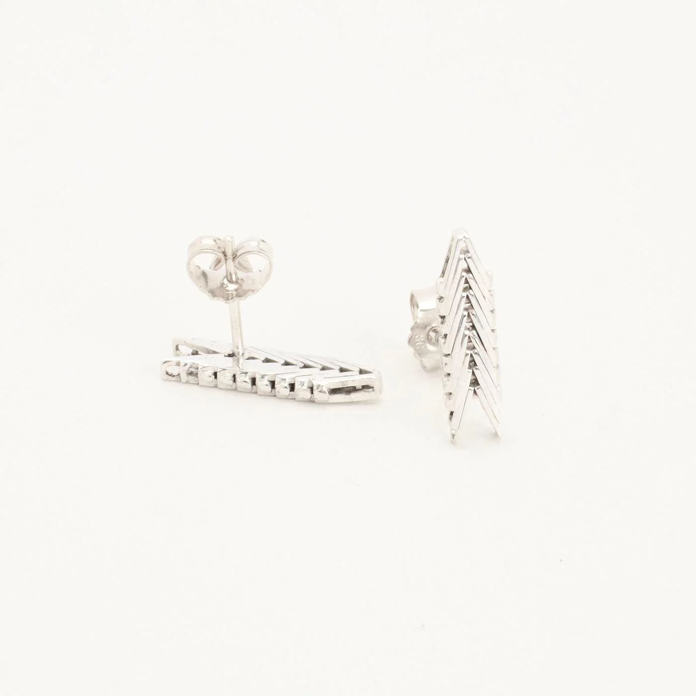 Geneve örhängen med stift i 14K vitt guld, 1.8 cm, - Image 3