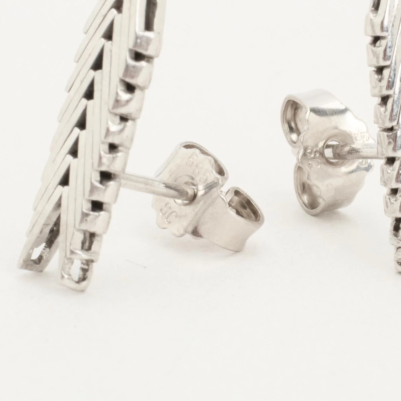 Geneve örhängen med stift i 14K vitt guld, 1.8 cm, - Image 4