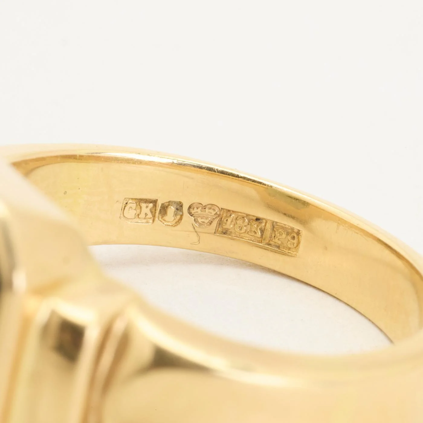 Signetring i 18K guld med en syntetisk spinell strl. 19.1 / strl. 60 - Image 6