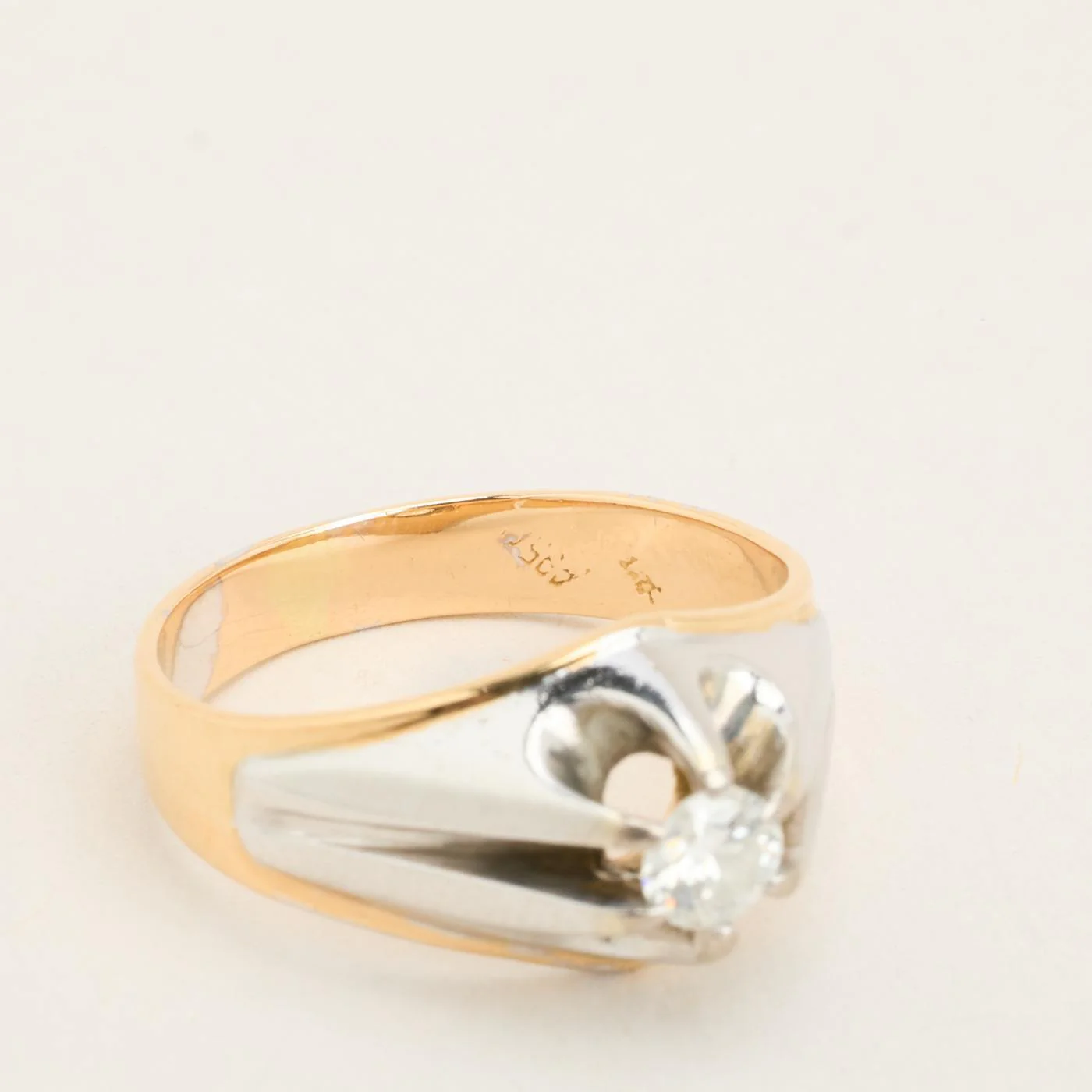 Signetring med diamant (0.35 ct) i 18K guld och vitt guld strl. 17.2 / strl. 54 - Image 6