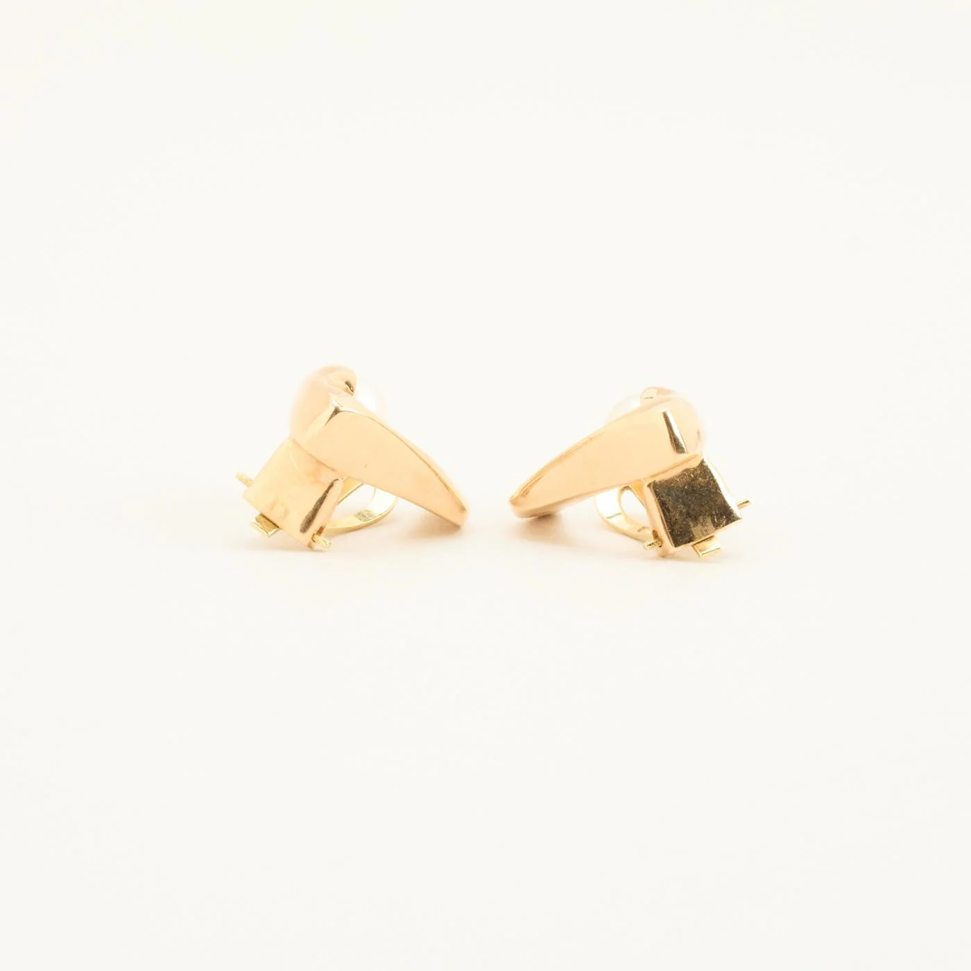 Örclips i 14K guld med en pärla, 2.1 cm, - Image 3