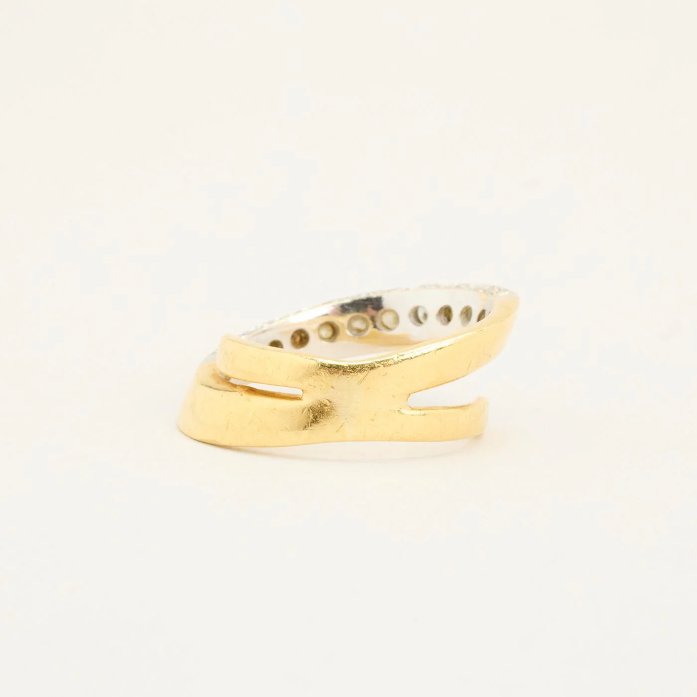 Crossoverring med diamant (0.56 ct) i 18K guld och vitt guld strl. 16.6 / strl. 52 - Image 4