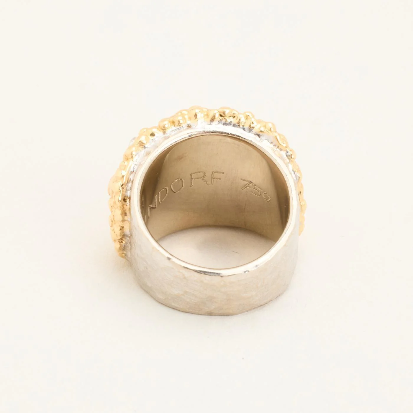 Mads Heindorf gypsyring med diamant (0.12 ct) i 18K guld och vitt guld strl. 16.2 / strl. 51 - Image 6