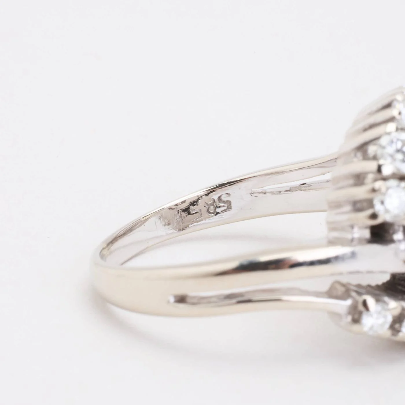 Clusterring med diamant (1.23 ct) i 14K vitt guld strl. 17.2 / strl. 54 - Image 6
