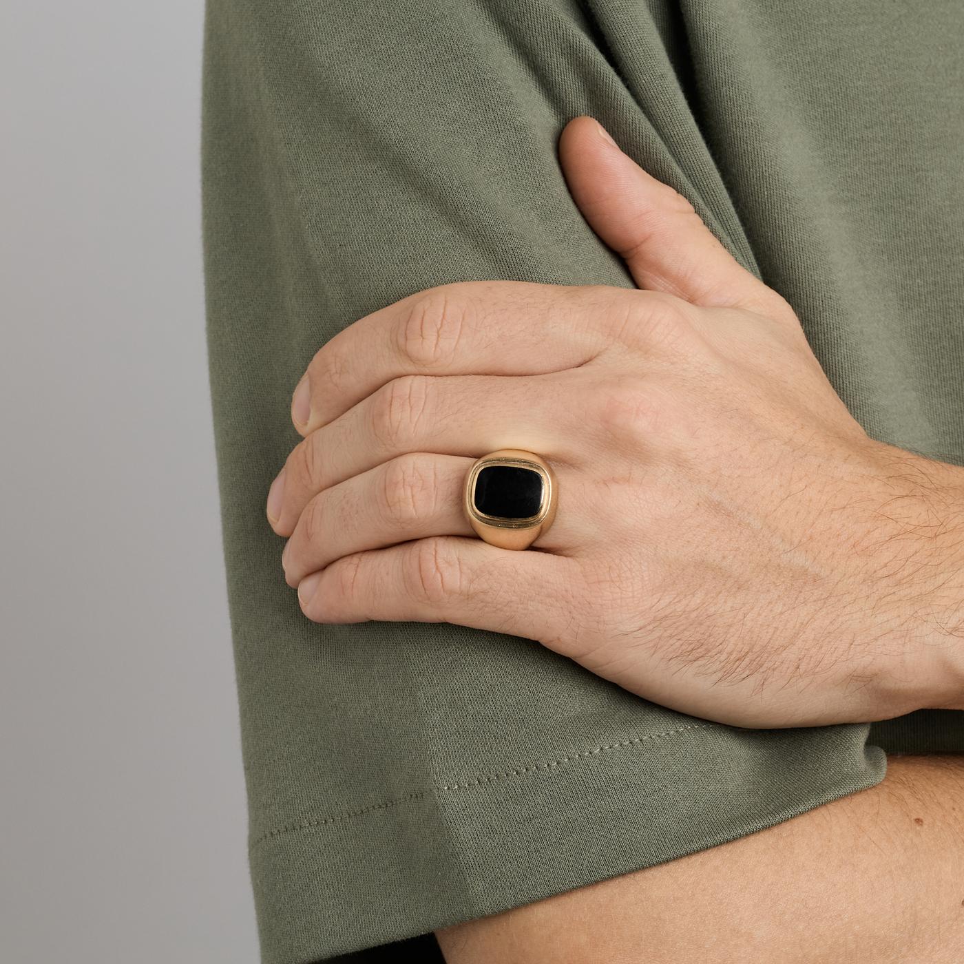 Signetring i 14K guld med en onyx strl. 19.4 / strl. 61 - Image 2