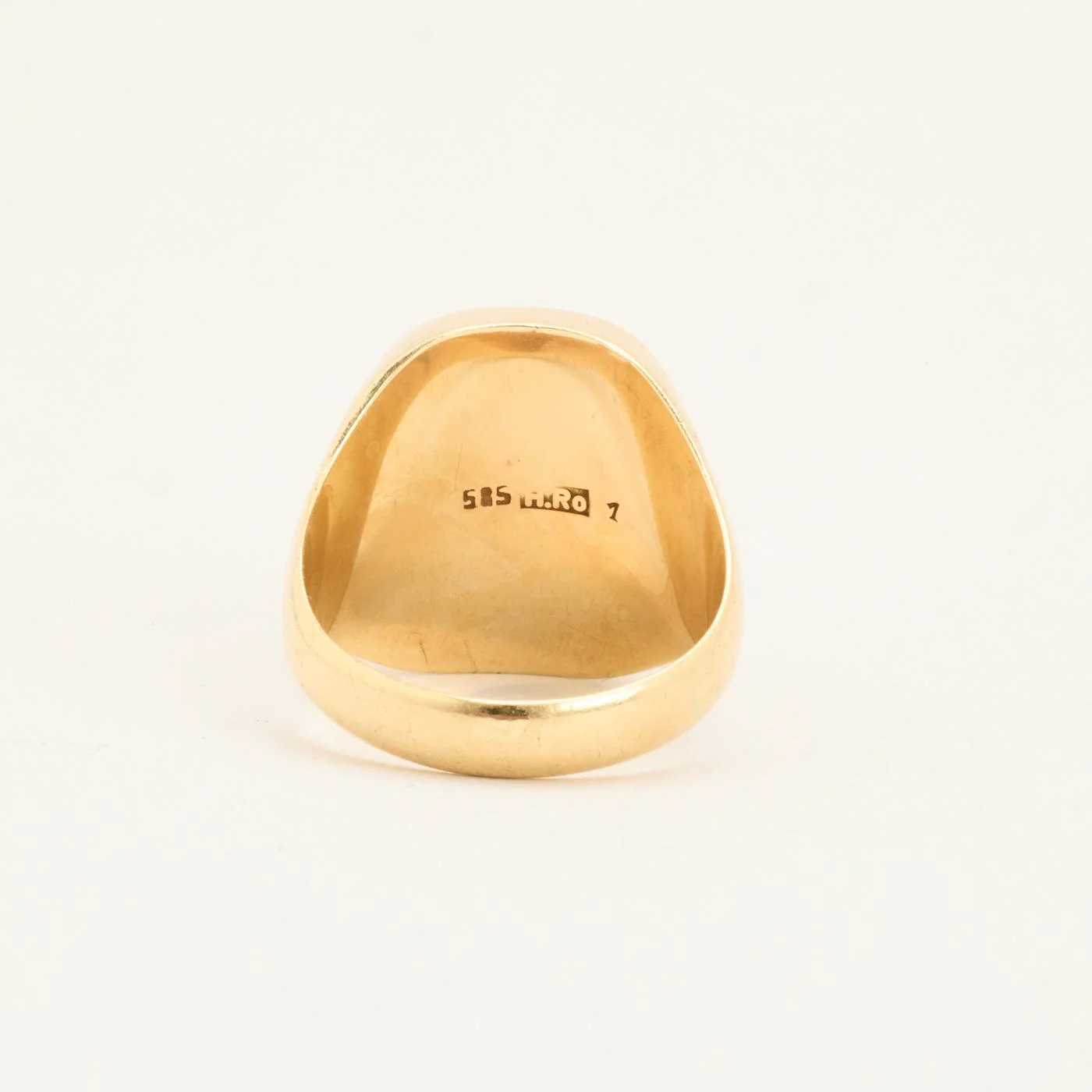 Signetring i 14K guld med en onyx strl. 19.4 / strl. 61 - Image 4