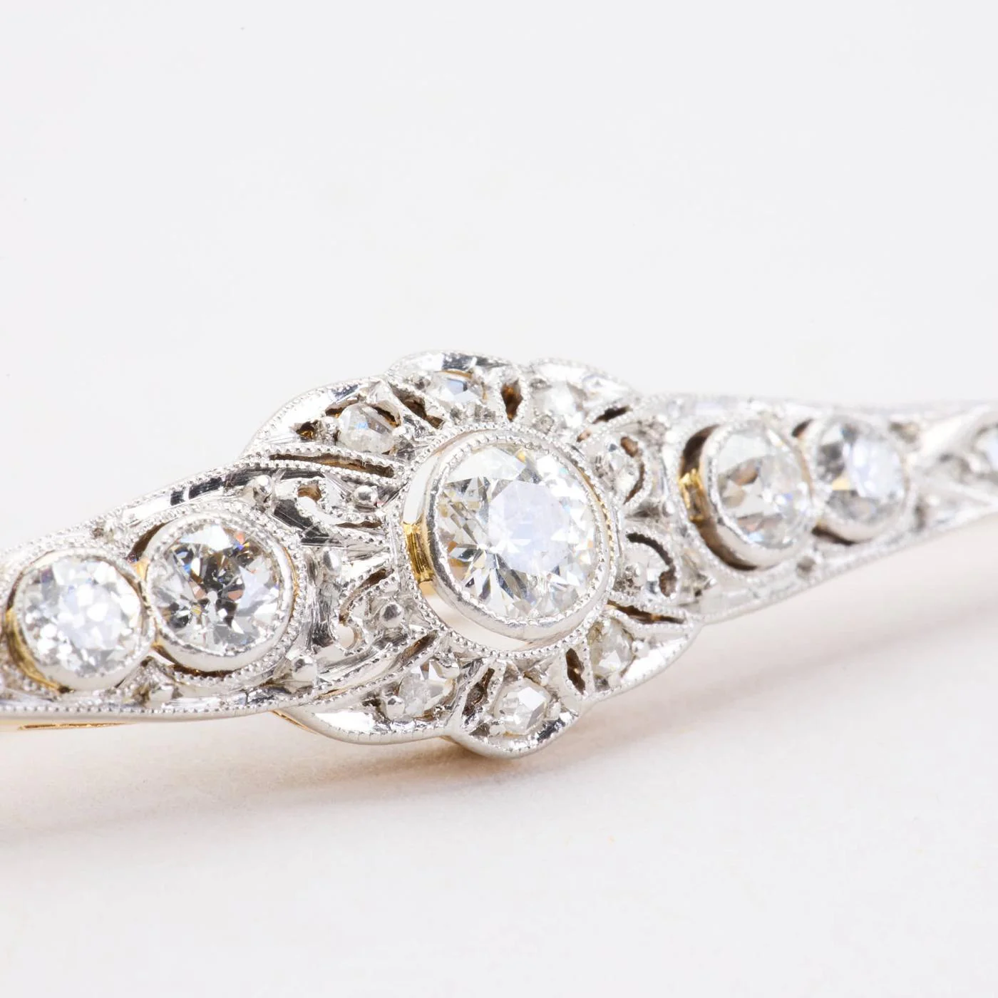 Brosch med diamant (0.66 ct) i 14K guld och vitt guld, 7.3 cm, 5.72 g - Image 5