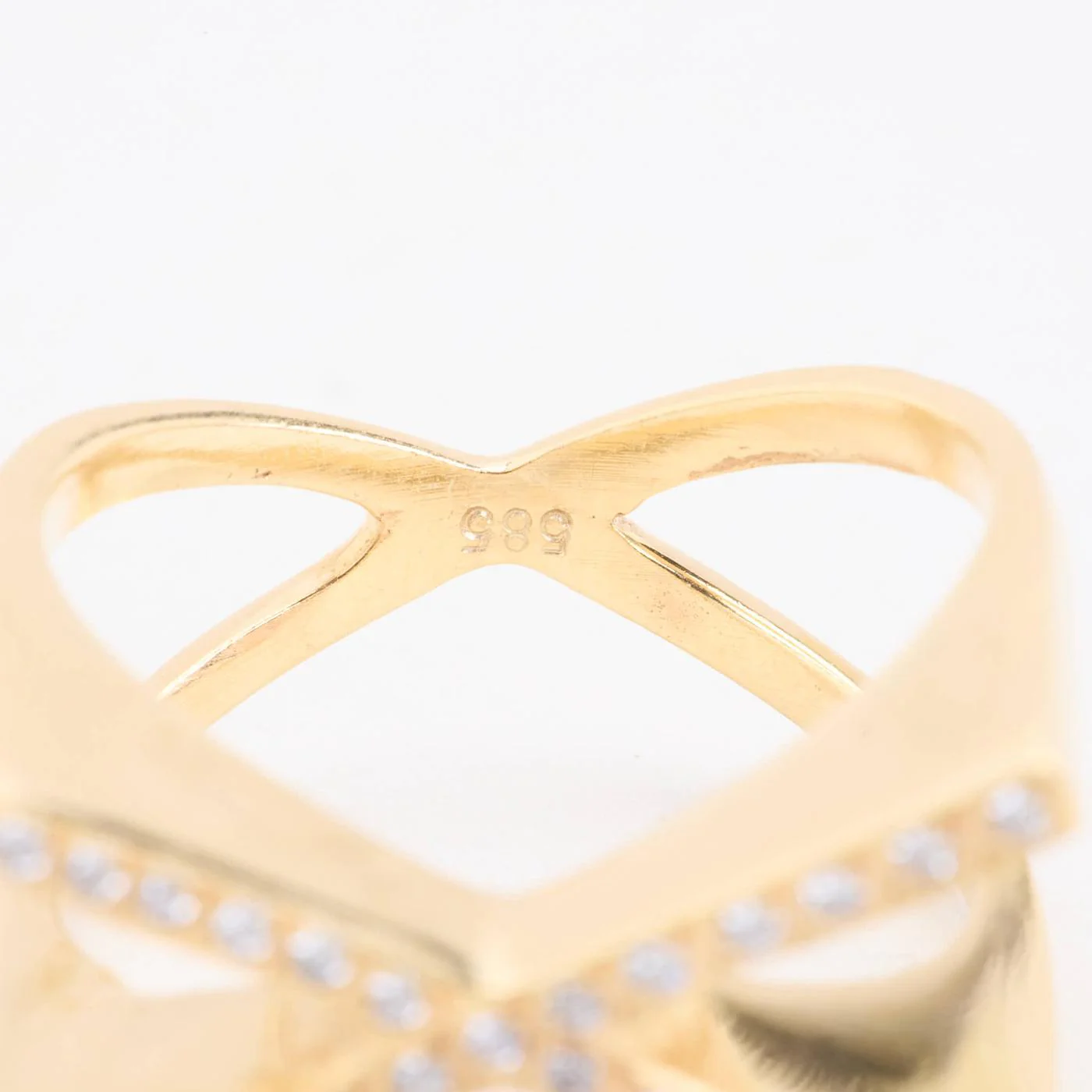 Korsring i 14K guld med en zirkonia strl. 17.5 - 17.8 / strl. 55 - 56 - Image 5