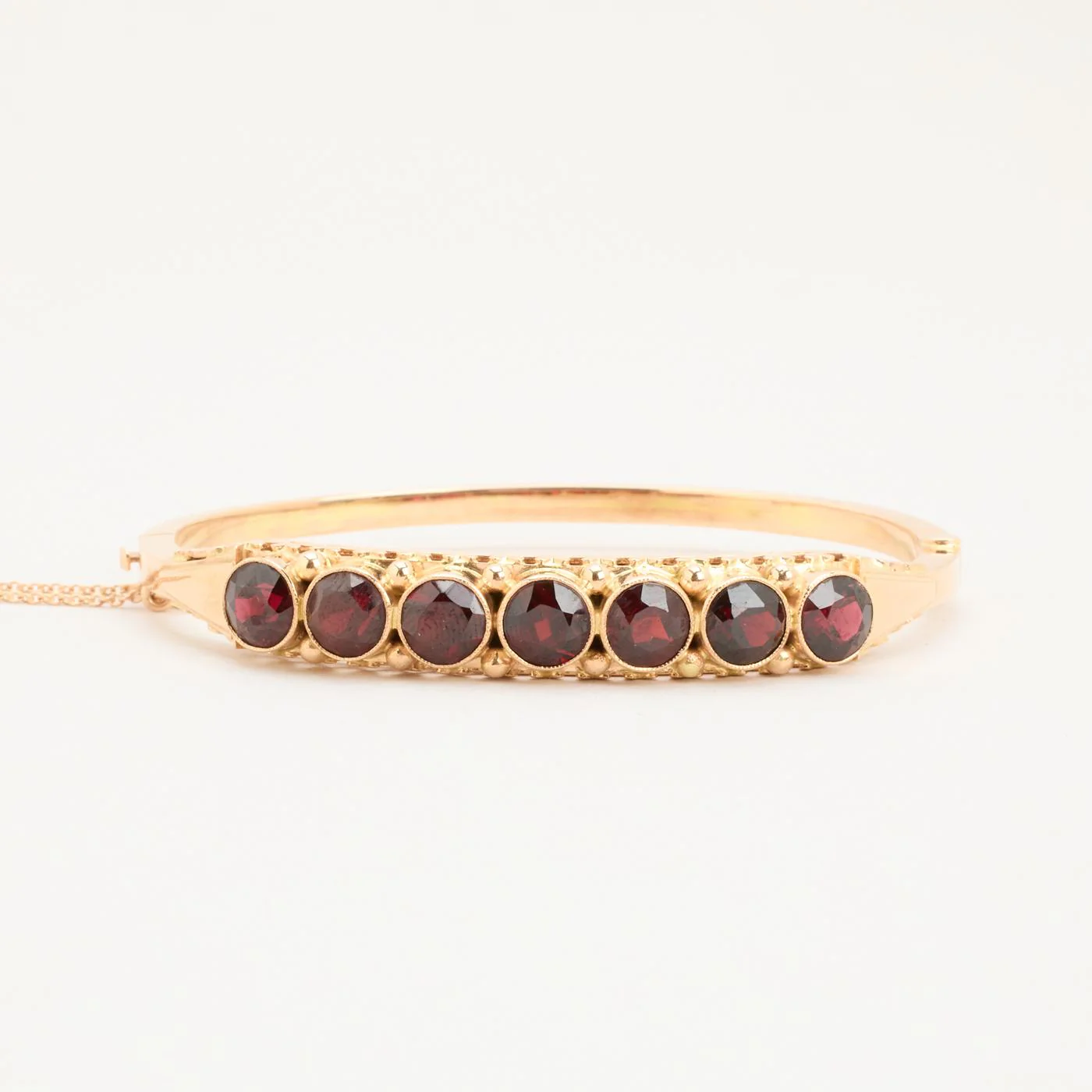 Armring med lås i 14K guld, 5.9 cm, 15.4 g