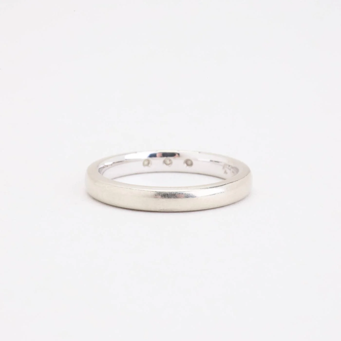 Alliansring med diamant (0.09 ct) i 14K vitt guld strl. 16.9 / strl. 53 - Image 3