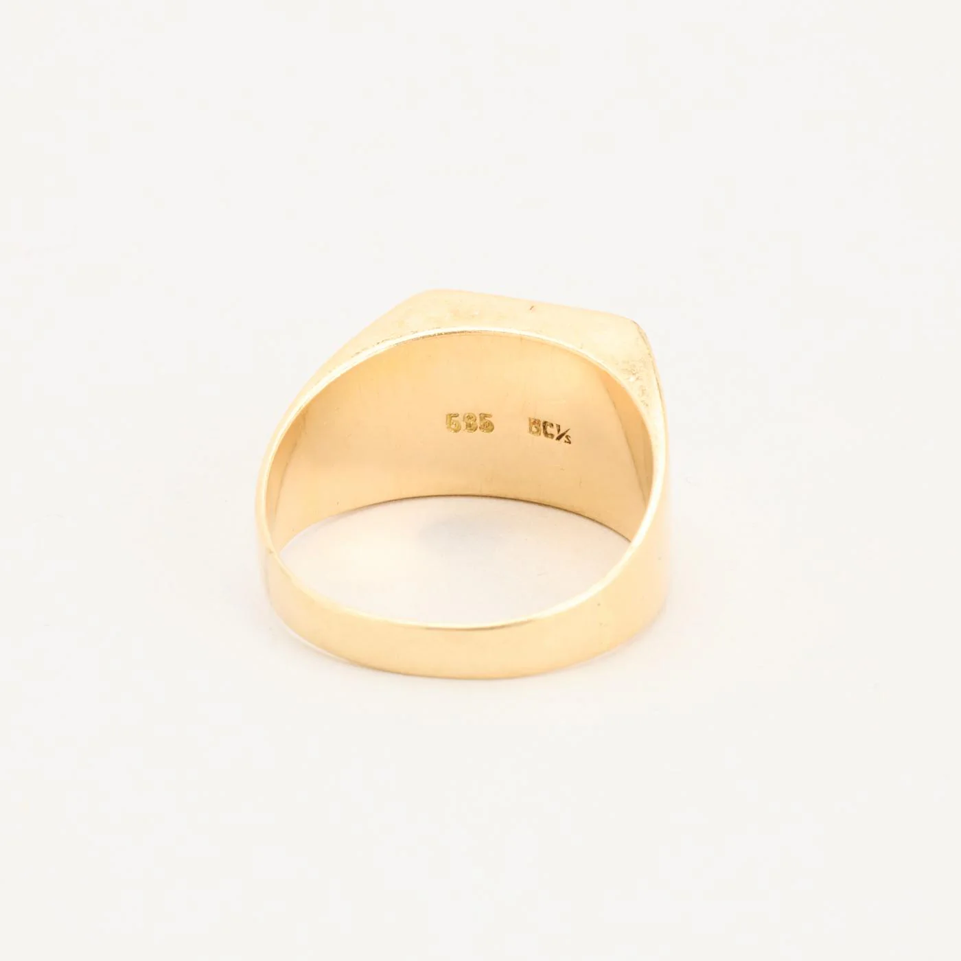 Klackring i 14K guld med en syntetisk spinell strl. 21.3 / strl. 67 - Image 5