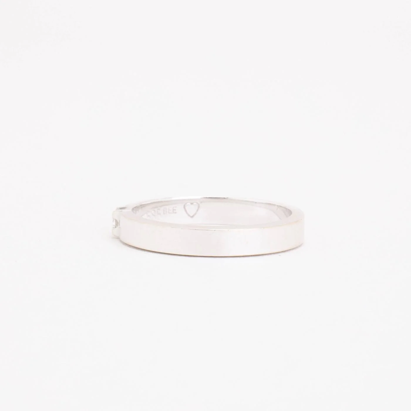 Alliansring med diamant (0.06 ct) i 14K vitt guld strl. 16.6 - 16.9 / strl. 52 - 53 - Image 4