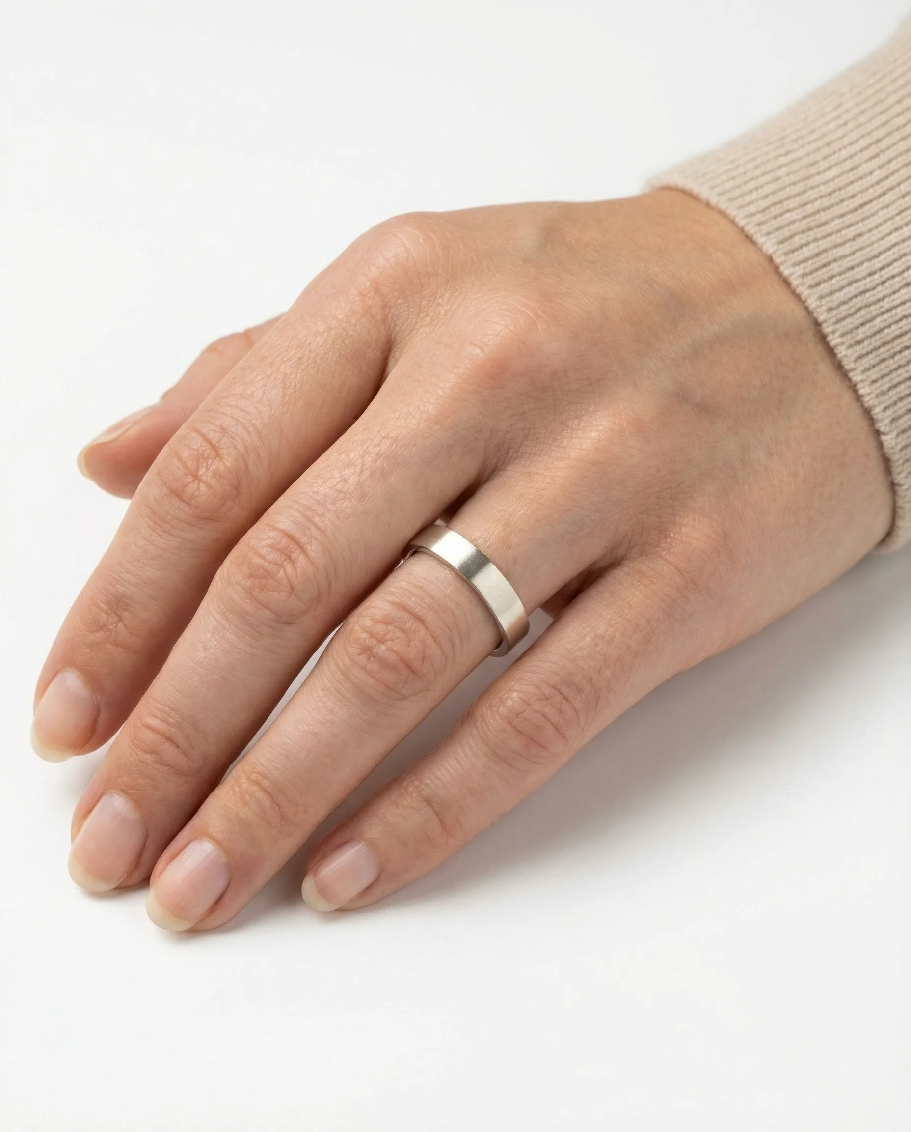 Vigselring i 14K vitt guld strl. 16.9 / strl. 53 - Image 2