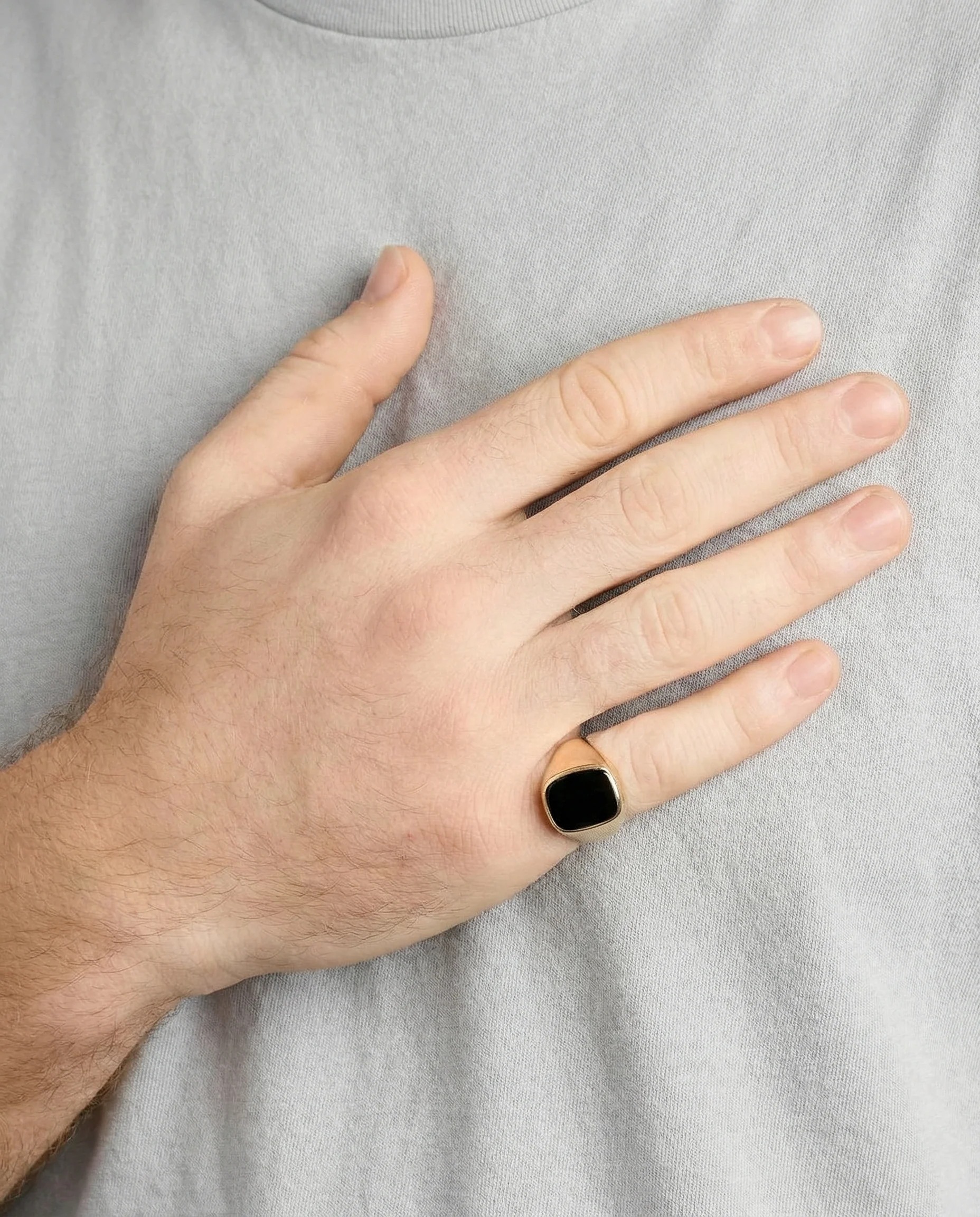 Signetring i 14K guld med en onyx strl. 21.6 / strl. 68 - Image 2