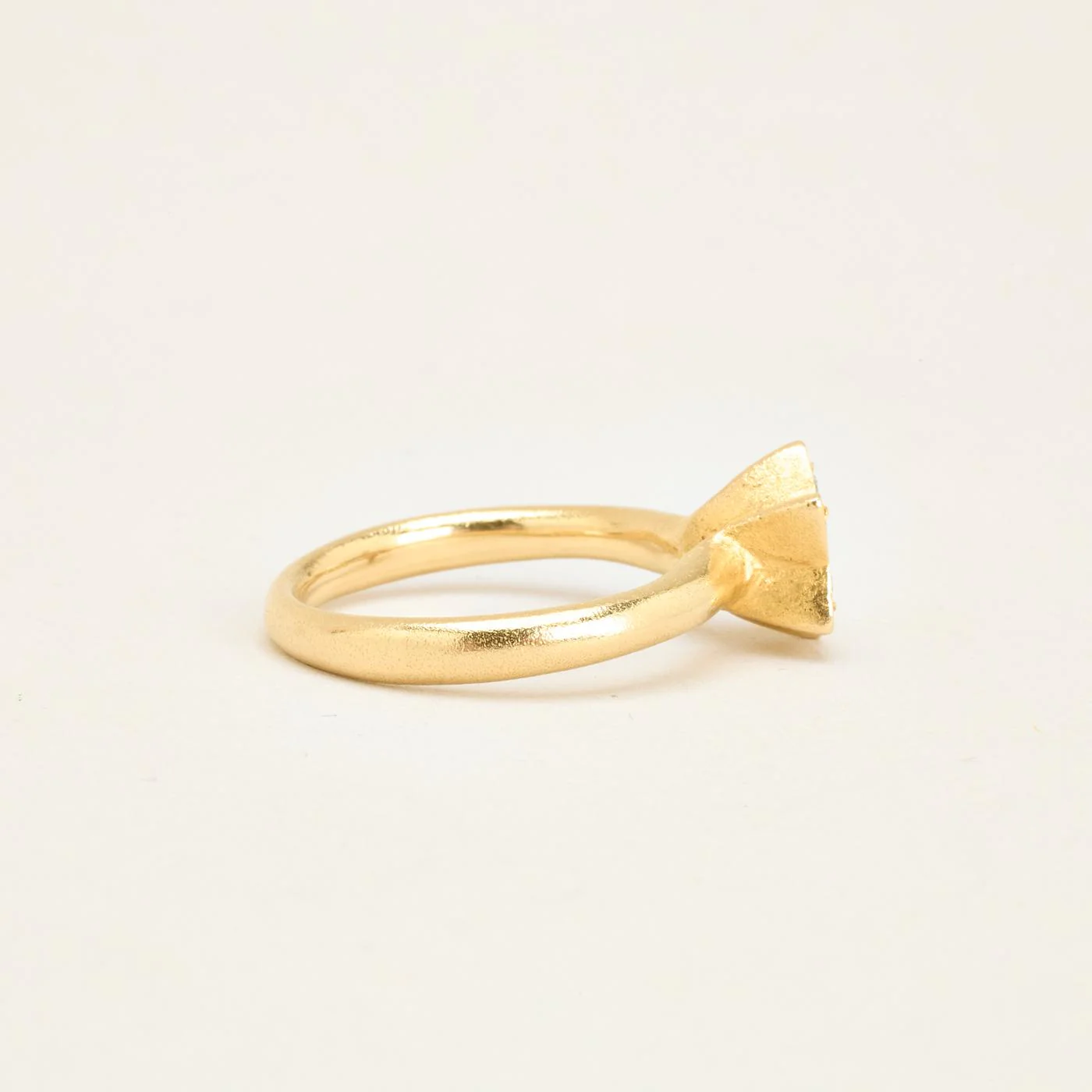 Illusion ring med diamant (0.13 ct) i 14K guld strl. 18.5 / strl. 58 - Image 3