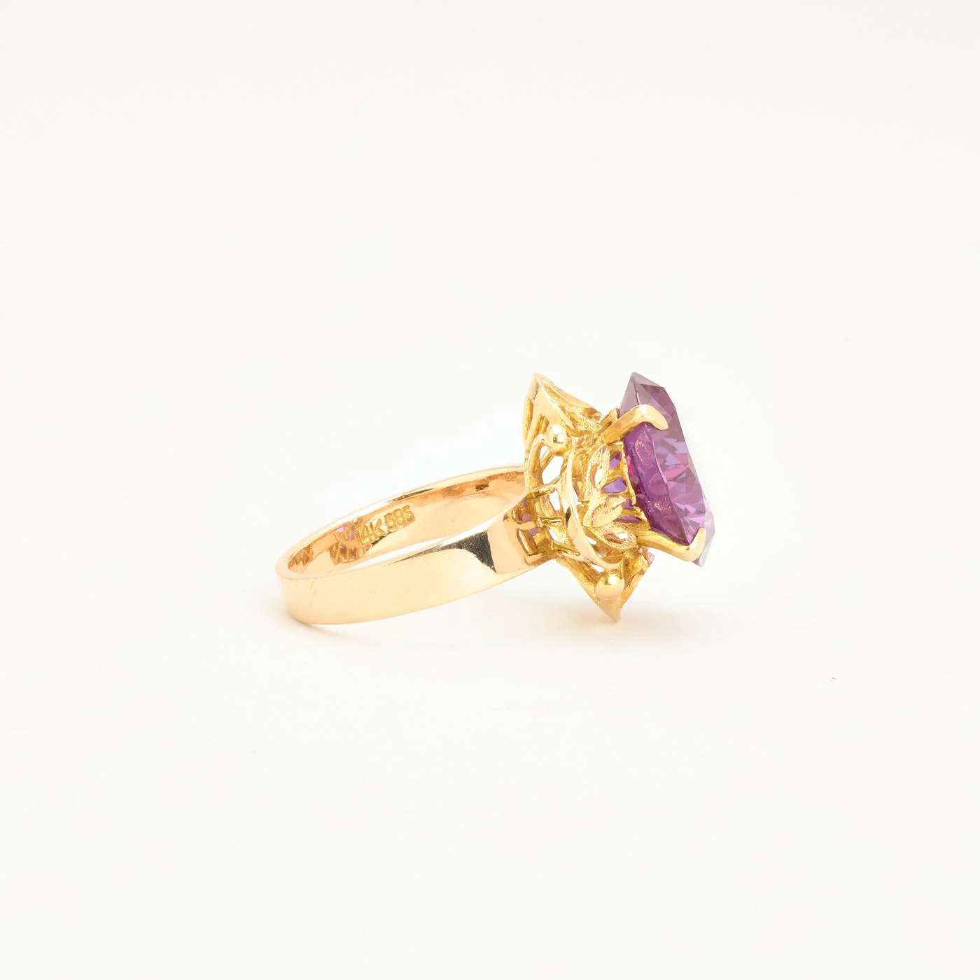 Cocktailring i 14K guld med en syntetisk safir strl. 18.1 / strl. 57 - Image 3