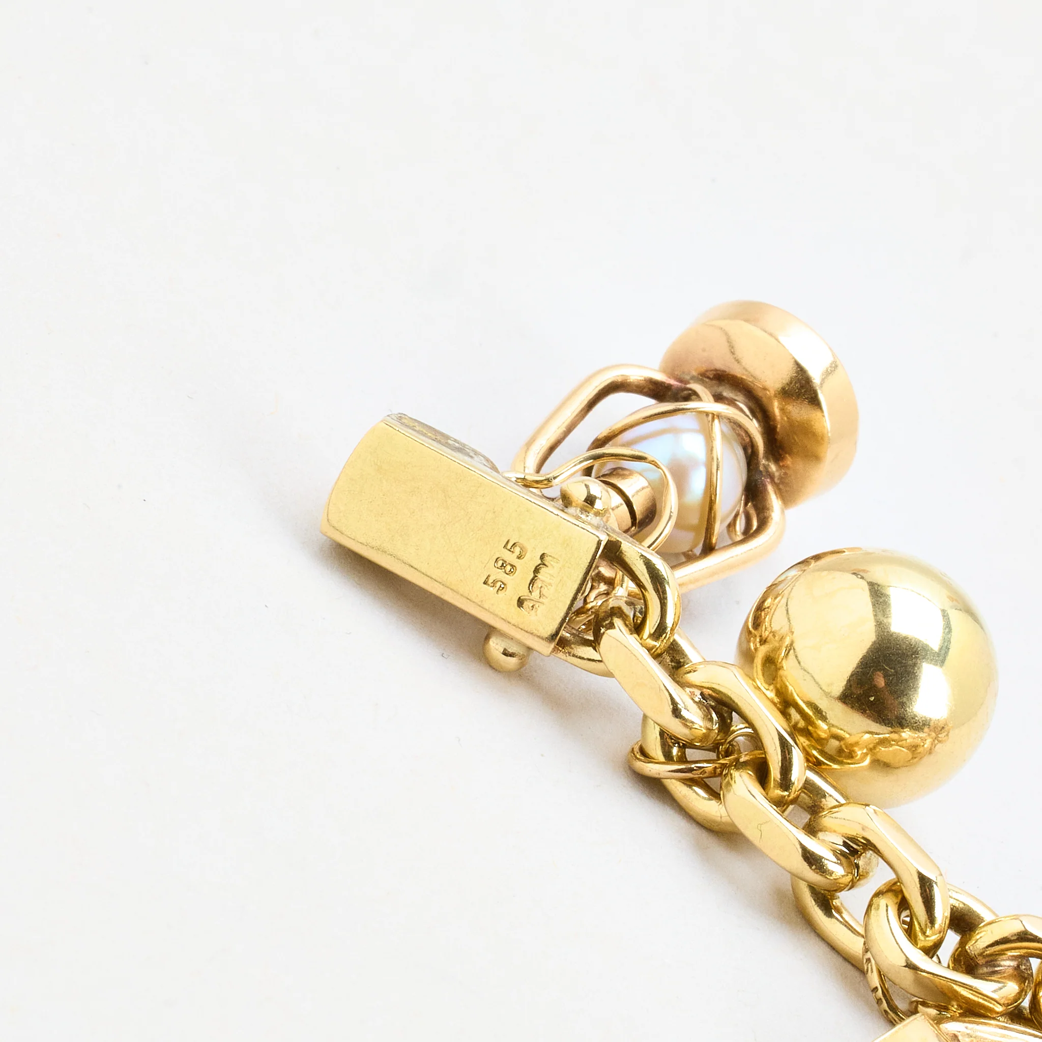 Ankarkedja berlockarmband i 14K guld med en zirkonia, zirkonia, zirkonia och pärla, 18 cm, 48.82 g - Image 8