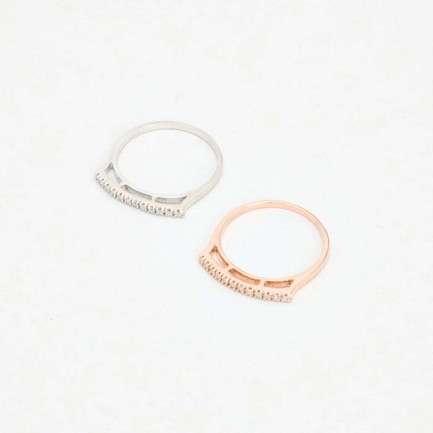 Alliansring med diamant (0.2 ct) i 14K guld strl. 17.2 / strl. 54 - Image 3