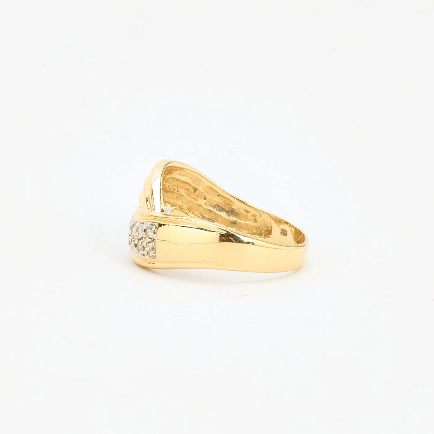 Pavéfattad Crossoverring med diamant (0.16 ct) i 18K guld strl. 17.2 / strl. 54 - Image 4