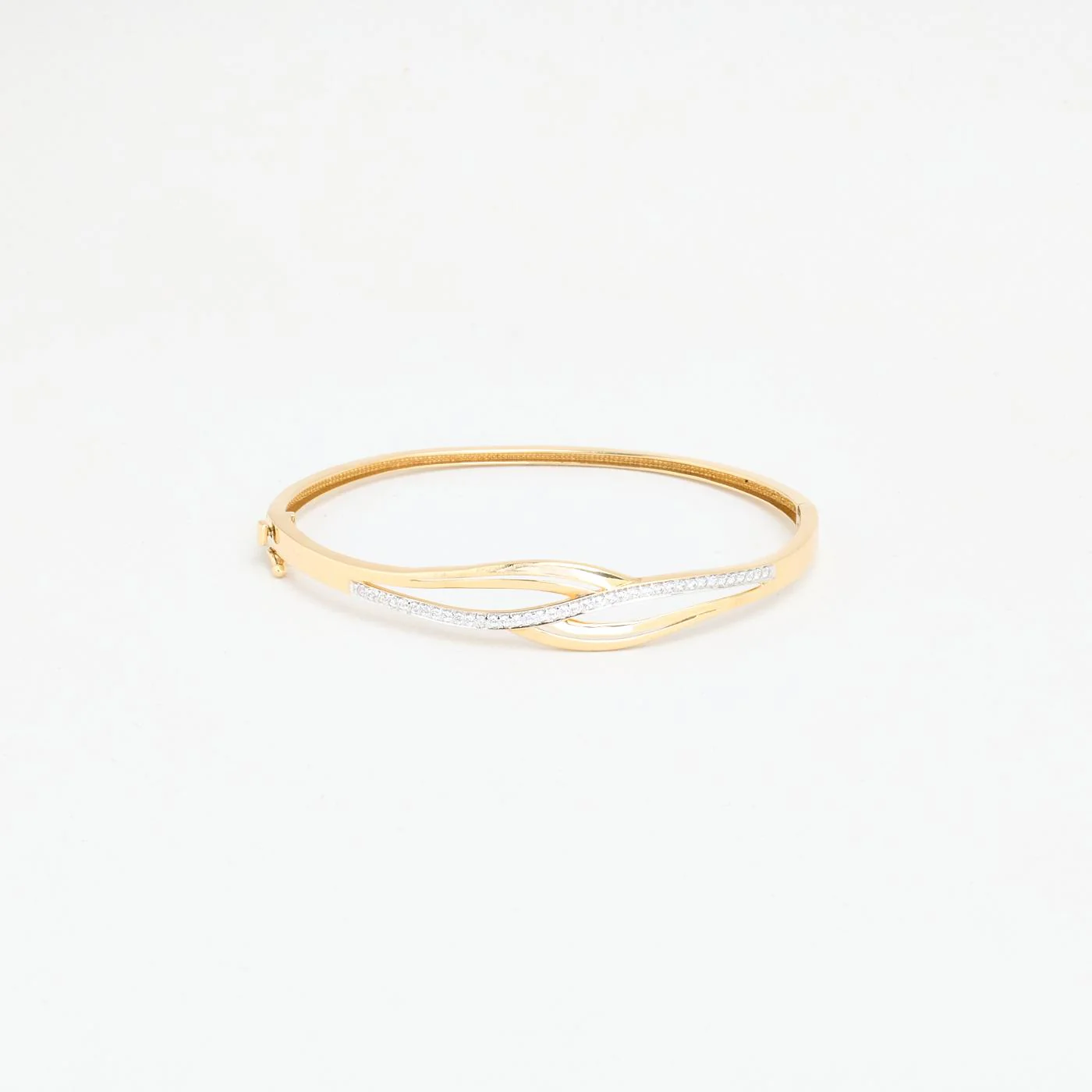Armring med lås i 14K guld med en zirkonia, 6.2 cm, 7 g