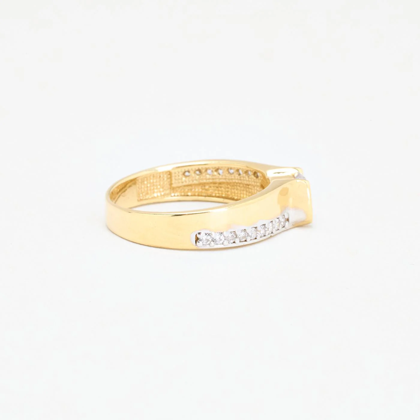 Modern Allians solitärring i 14K guld med en zirkonia strl. 16.2 / strl. 51 - Image 3
