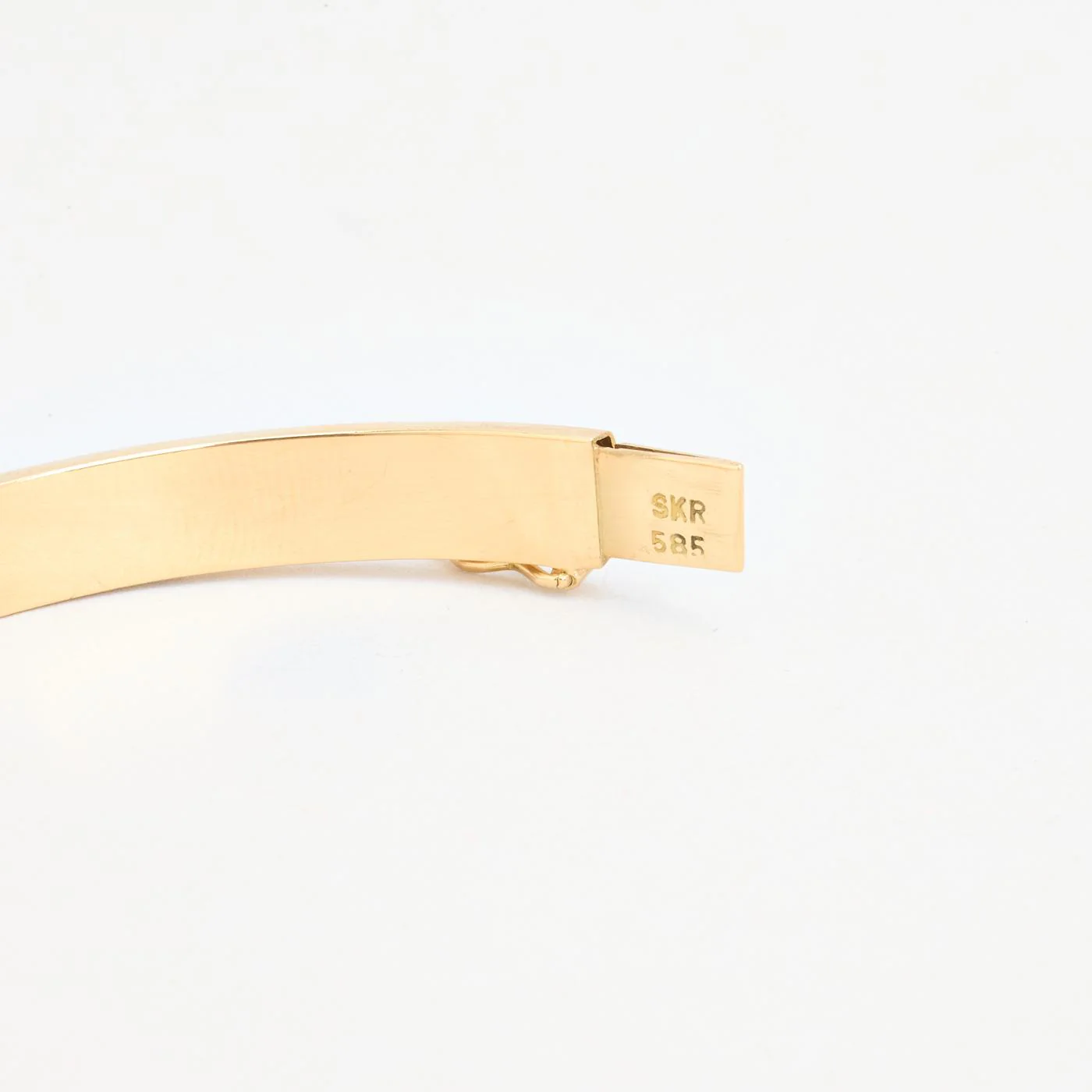 Hamrad armring med lås i 14K guld, 6.2 cm, 11 g - Image 5