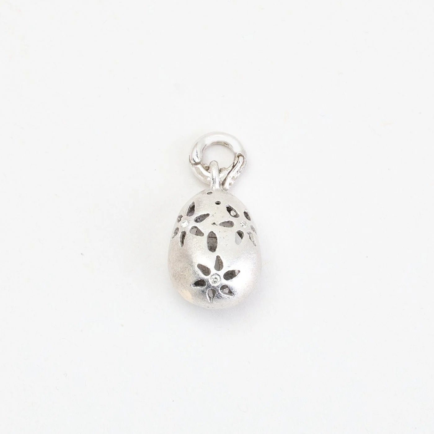 Ole Lynggaard Sweet Drops Hänge med diamant (0.07 ct) i 14K vitt guld, 3 cm, 5.75 g