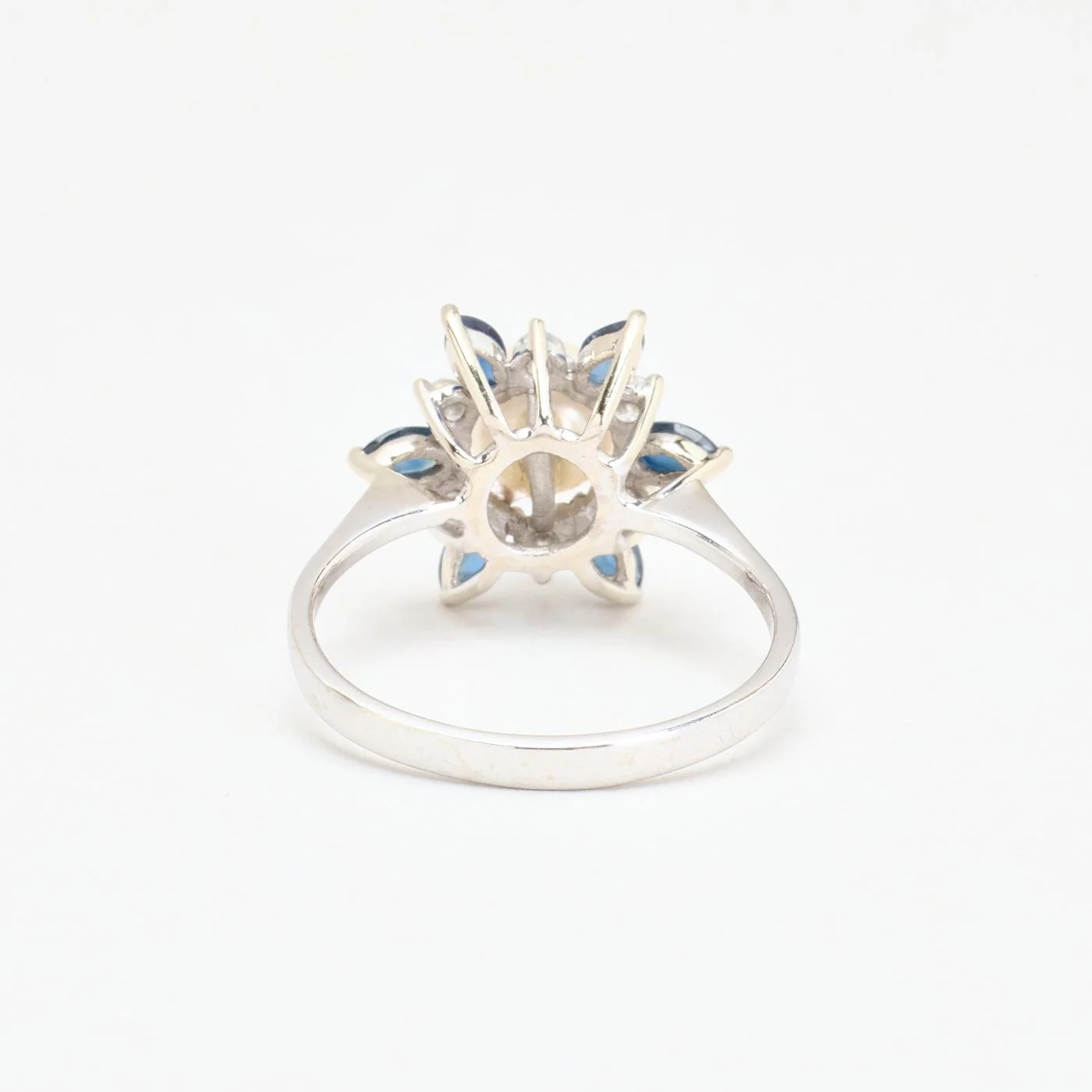 Pärlring med diamant (0.22 ct) i 14K vitt guld strl. 18.1 / strl. 57 - Image 4