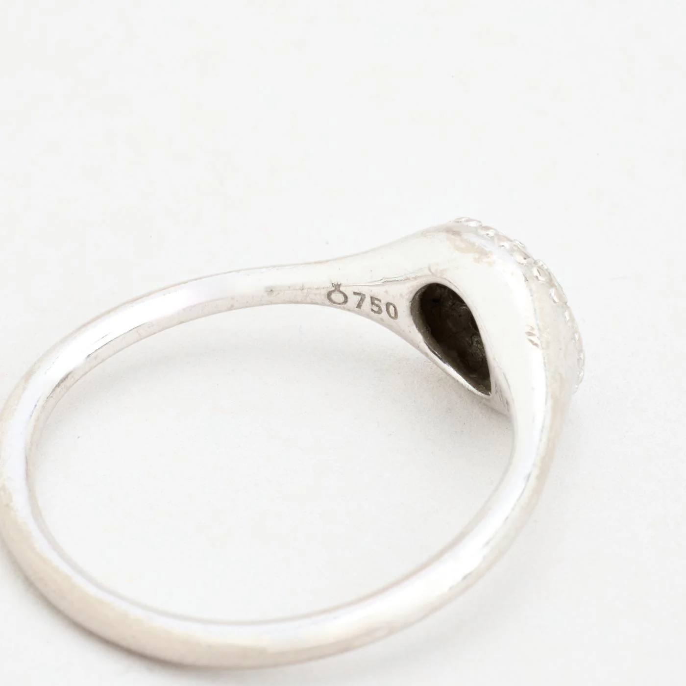Pandora Lovepods pavéring med diamant (0.19 ct) i 18K vitt guld strl. 16.6 / strl. 52 - Image 5