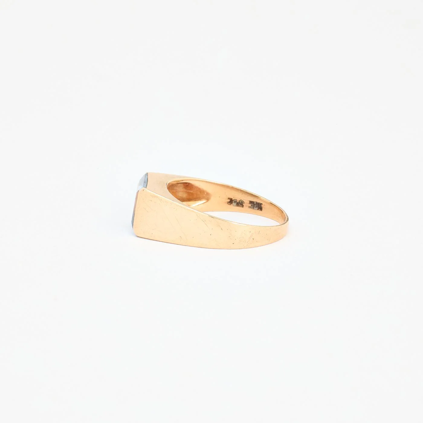 Klackring i 14K guld med en syntetisk spinell strl. 18.1 / strl. 57 - Image 5