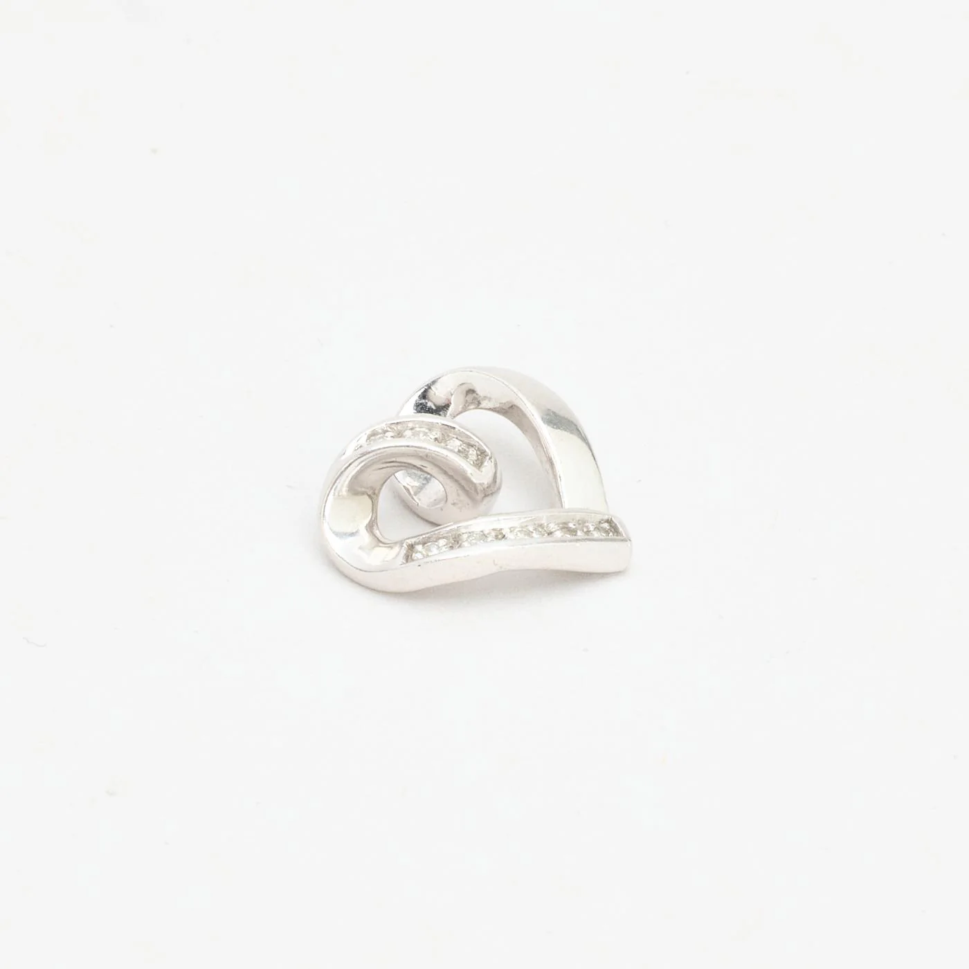 Hjärthänge med diamant (0.08 ct) i 14K vitt guld, 1.2 cm, 1.08 g - Image 4