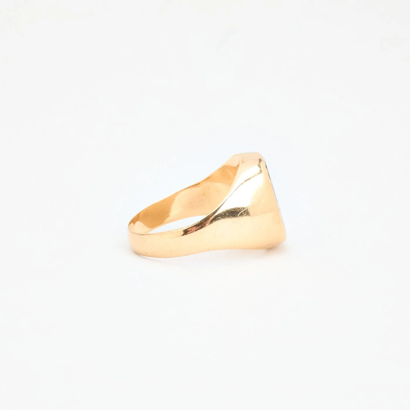 Klackring i 14K guld med en onyx strl. 20.7 / strl. 65 - Image 3