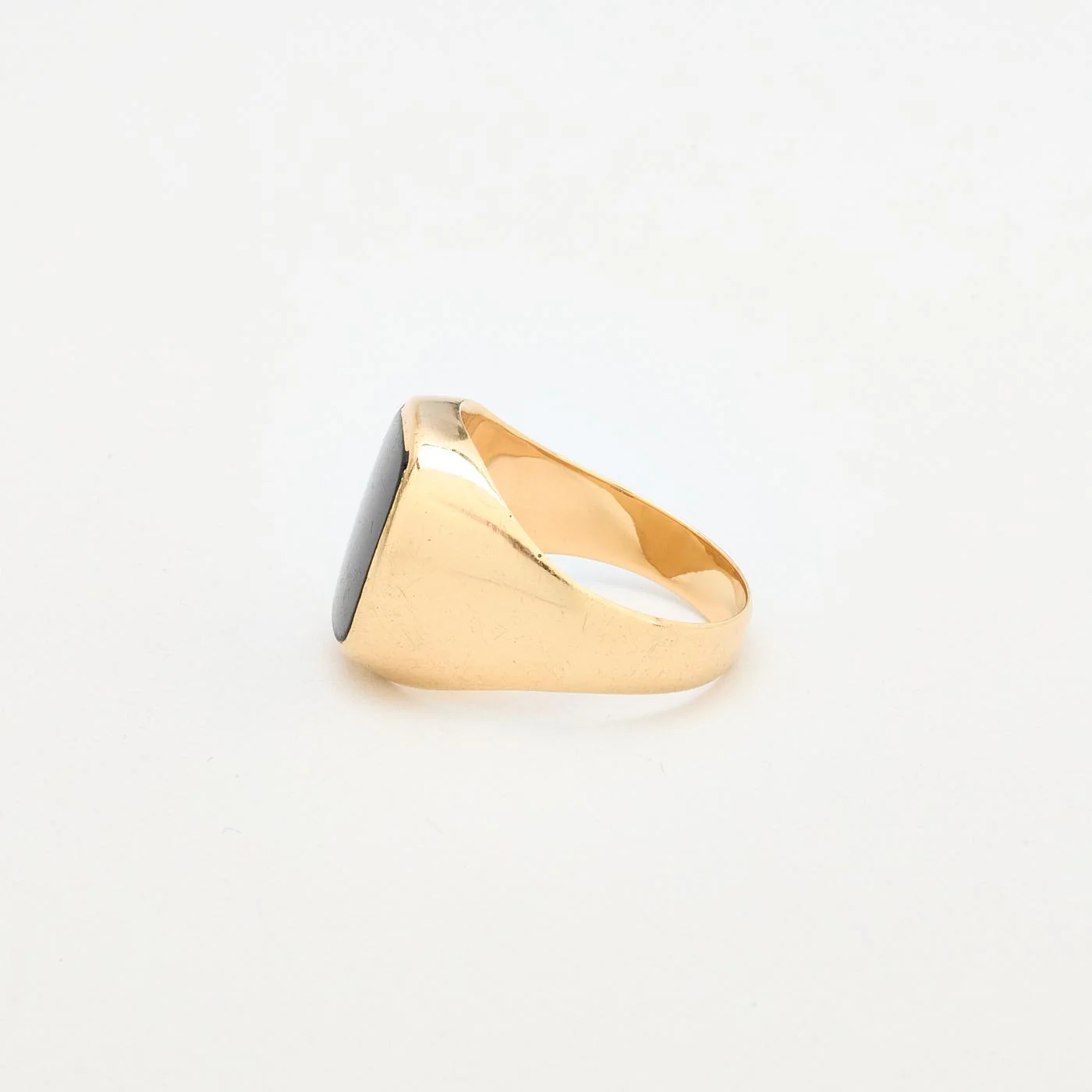 Klackring i 14K guld med en onyx strl. 20.1 / strl. 63 - Image 4