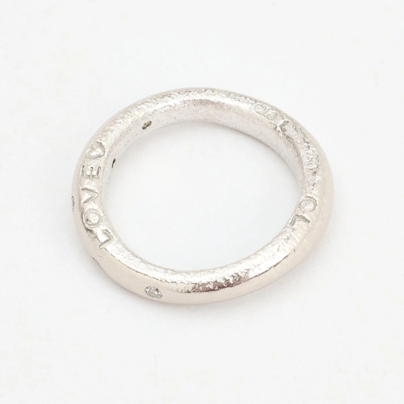 Ole Lynggaard Love 3 band med diamant (0.05 ct) i 18K vitt guld strl. 16.9 / strl. 53 - Image 6