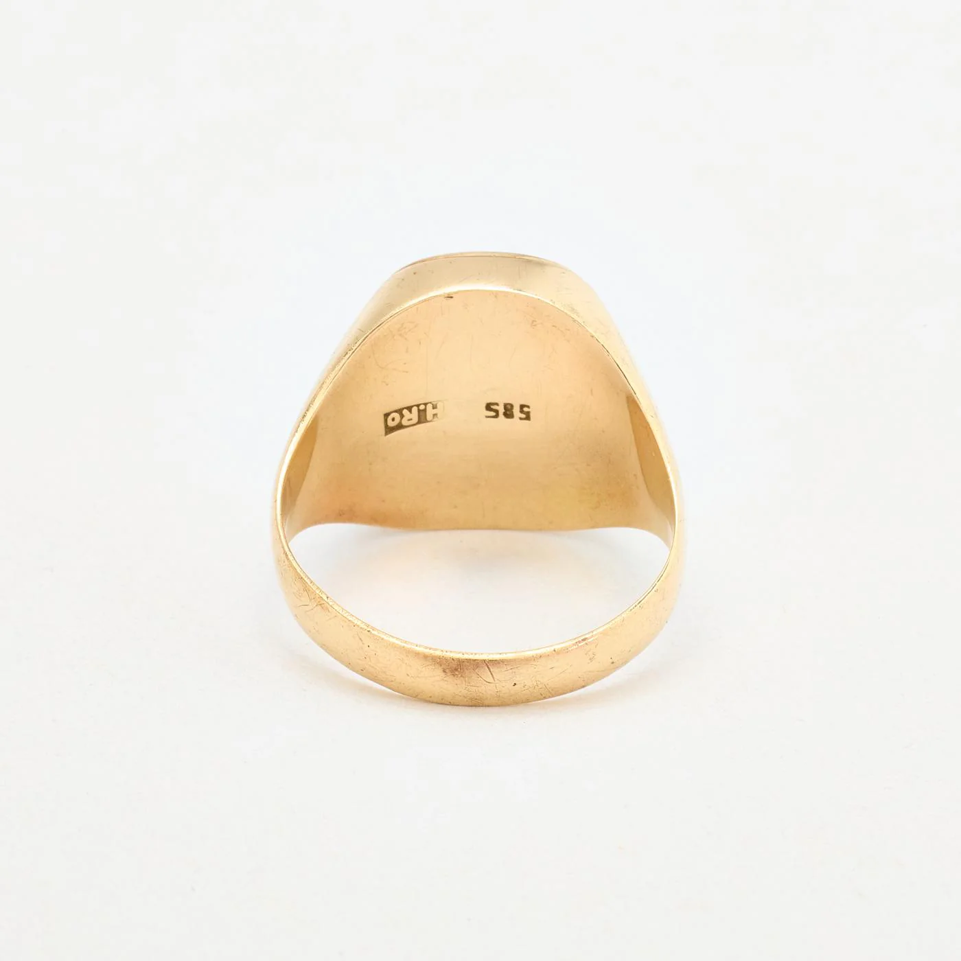 Klackring i 14K guld med en onyx strl. 19.4 / strl. 61 - Image 3