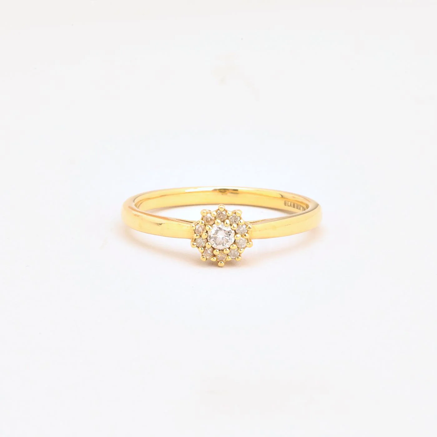 Illusion ring med diamant (0.14 ct) i 18K guld strl. 20.1 / strl. 63