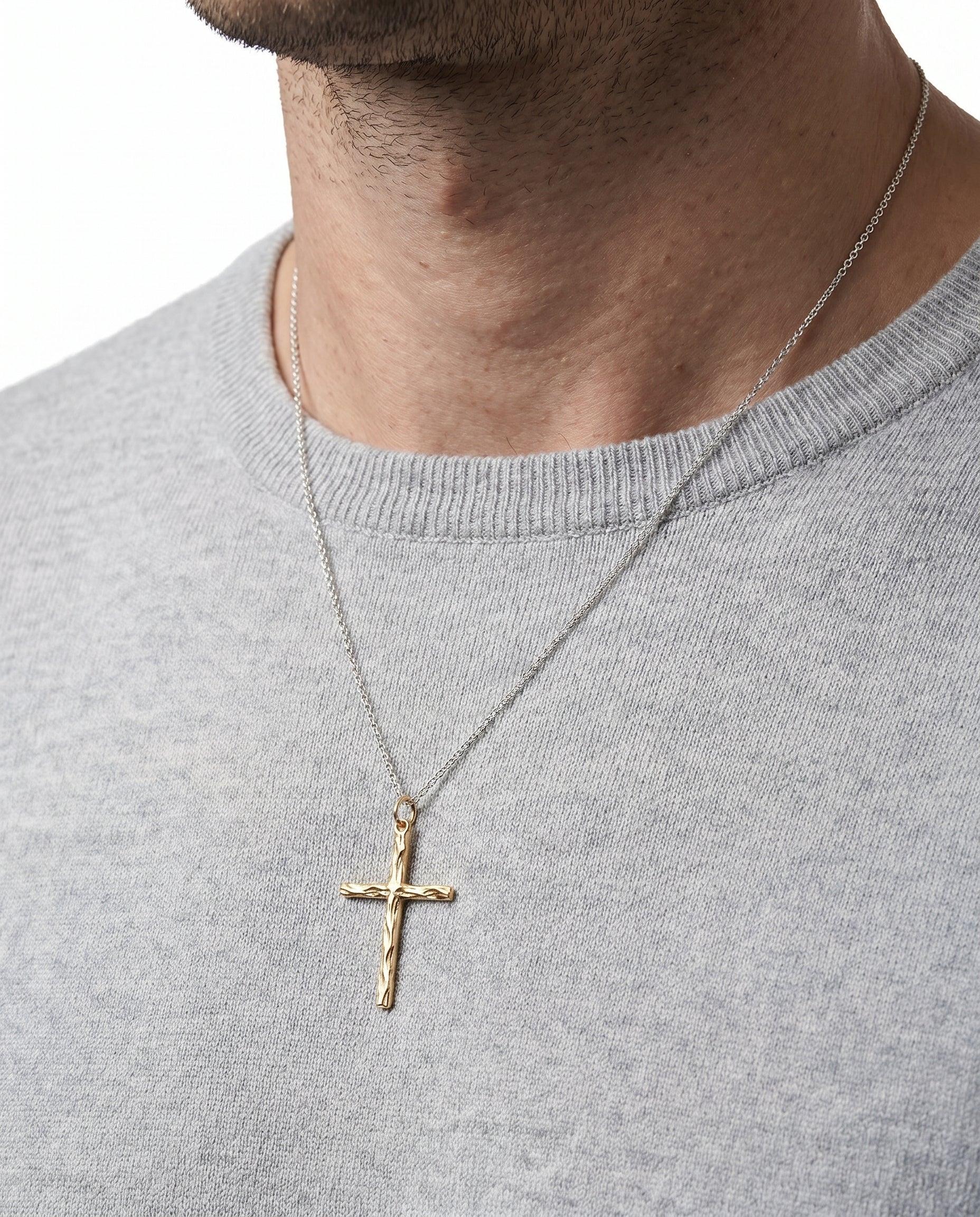 Organisk kors i 14K guld, 3.5 cm, 1.6 g