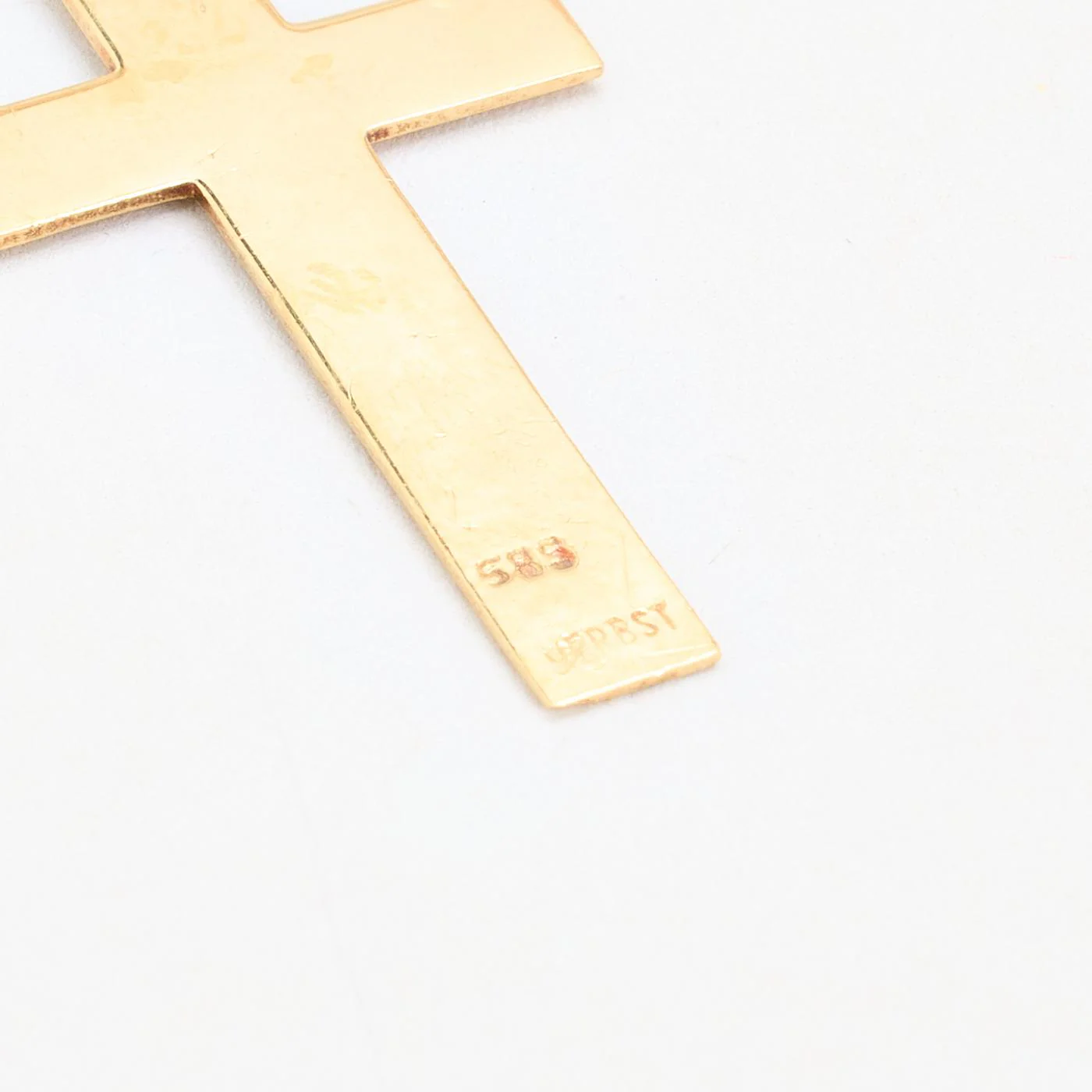Kors i 14K guld, 3.5 cm, 1.3 g - Image 5