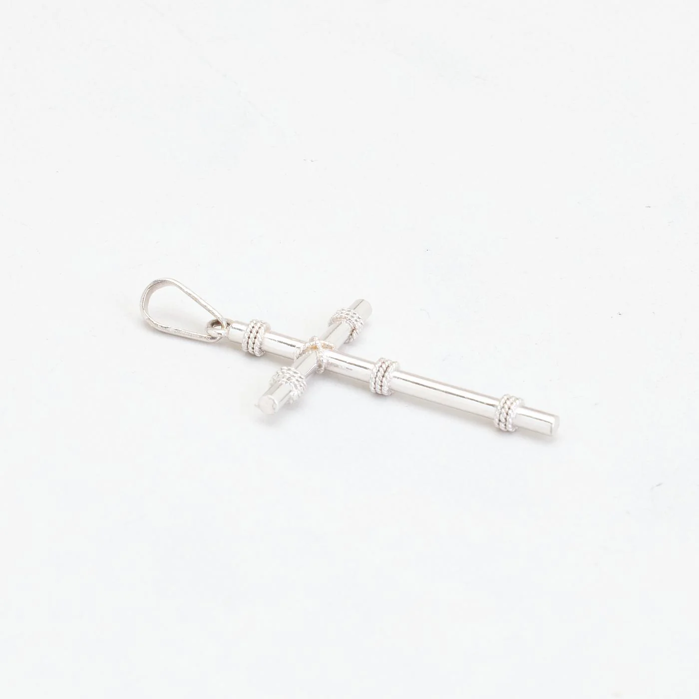 Mönstrad kors i 18K vitt guld, 4 cm, 3.5 g - Image 4