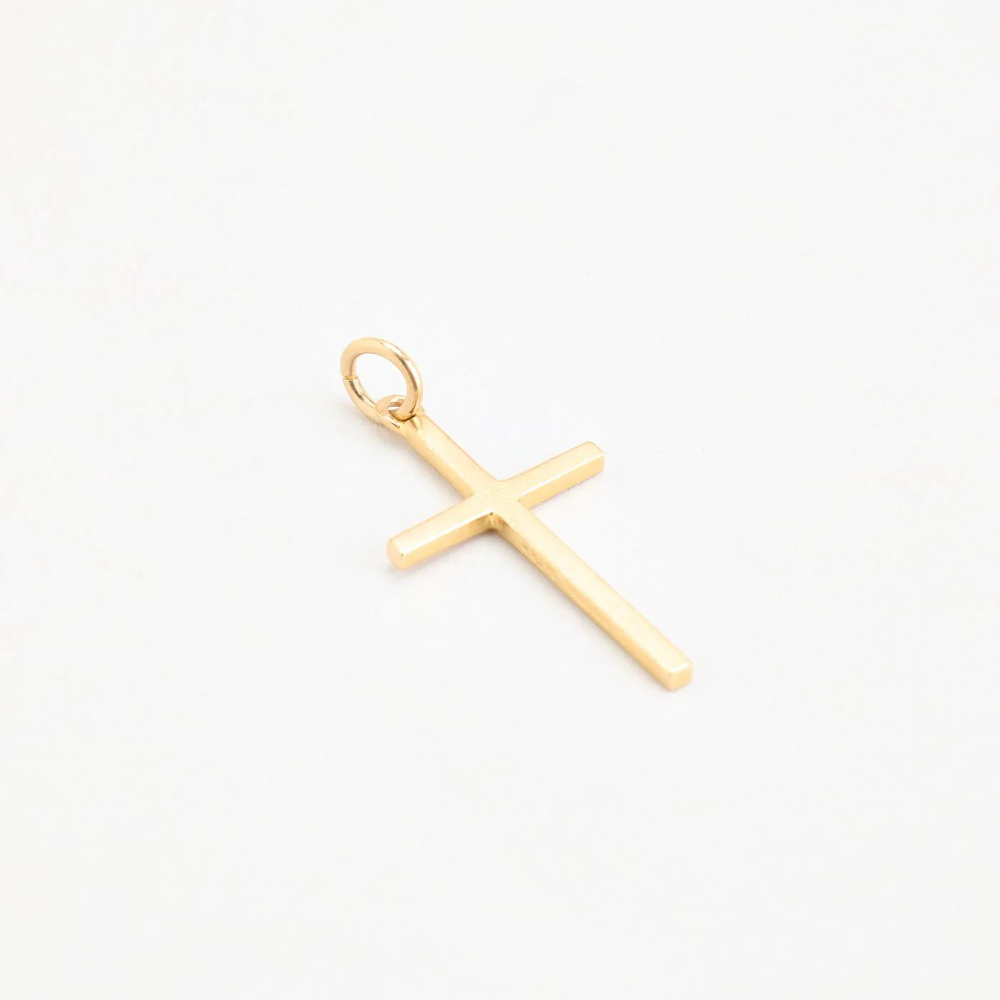 Kors i 9K guld, 2.5 cm, 0.6 g