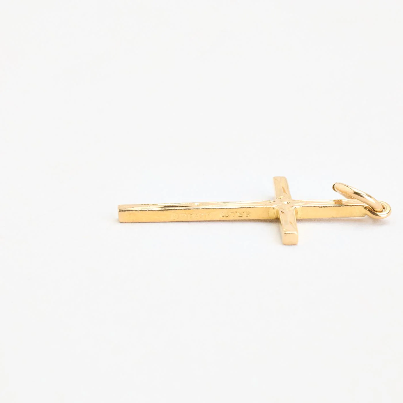 Kors i 9K guld, 2.5 cm, 0.6 g - Image 4
